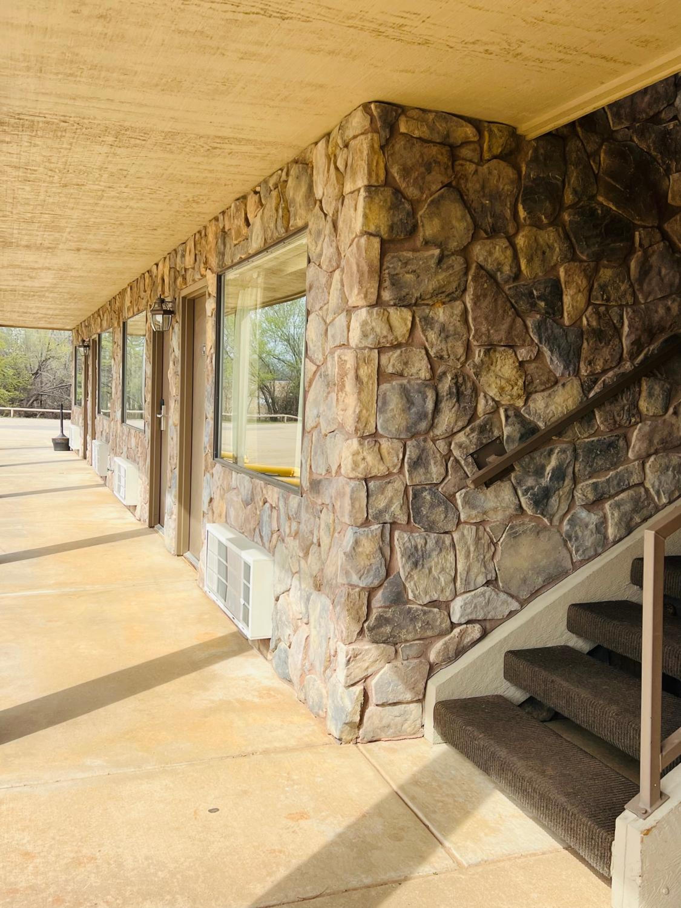 Cattle country lodge