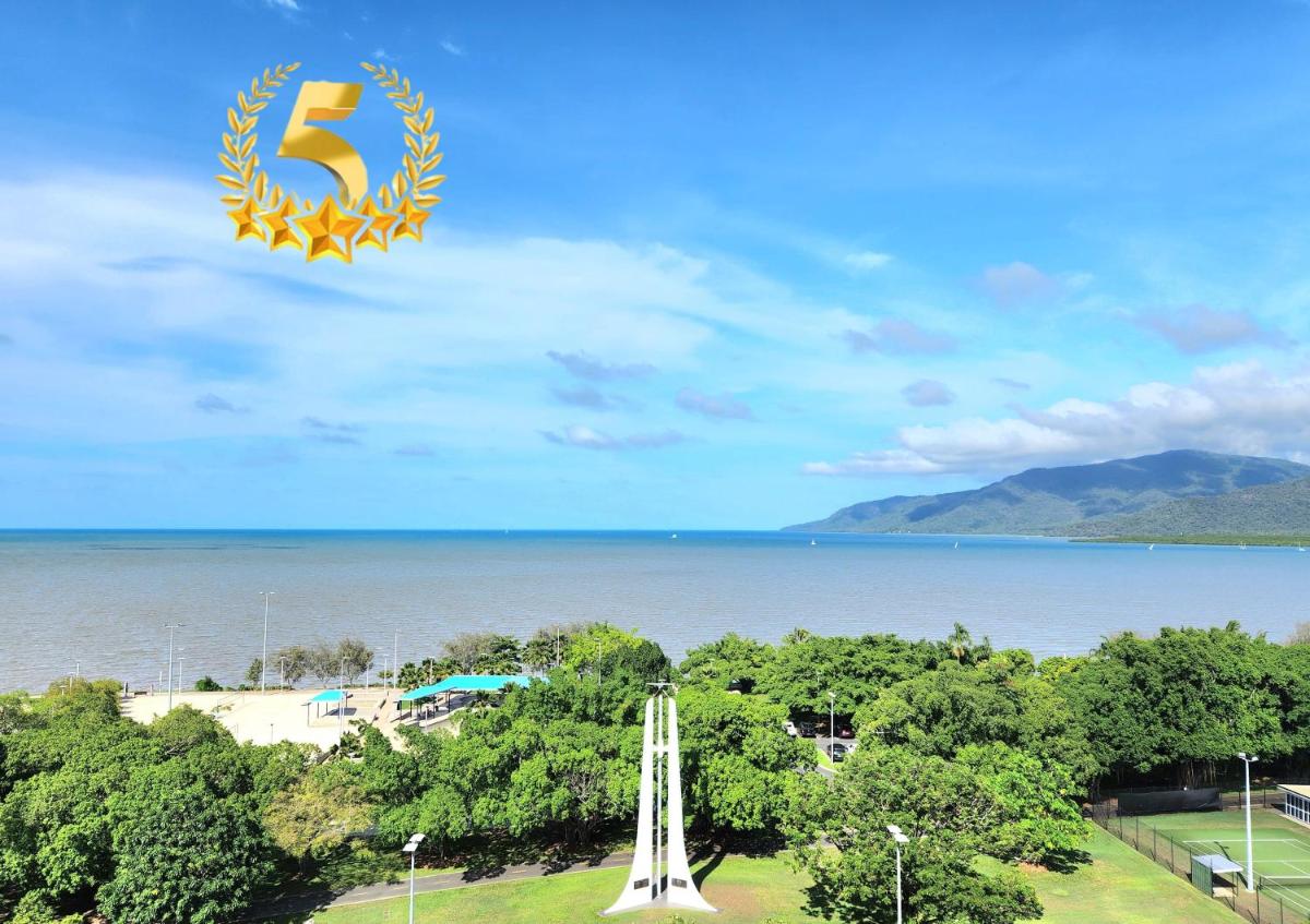 Hotel Cairns Luxury Seaview Apartment