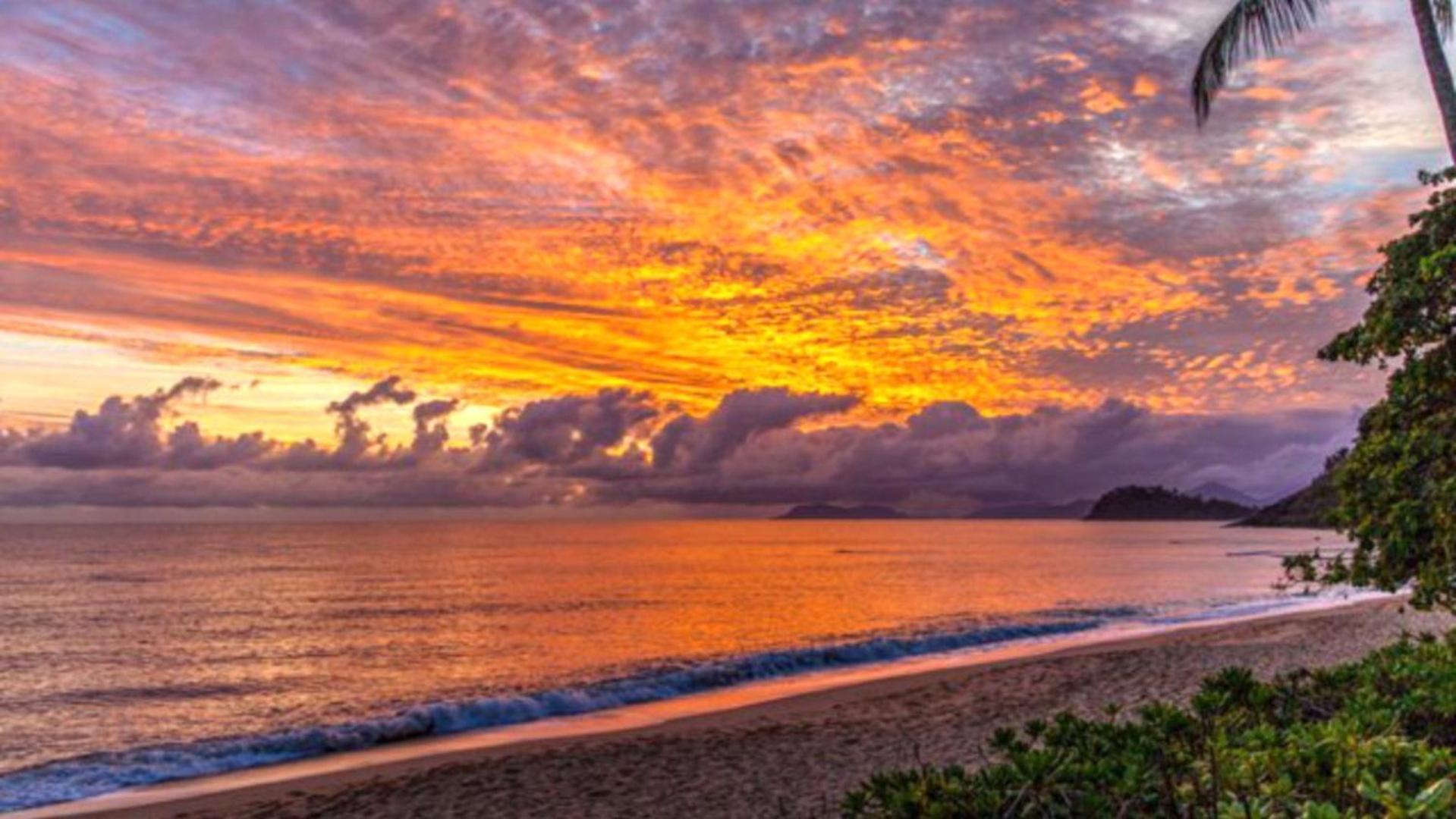 Trinity Beach Vacations - The Summit - Trinity Beach - Ocean Views !! - Property Image 3