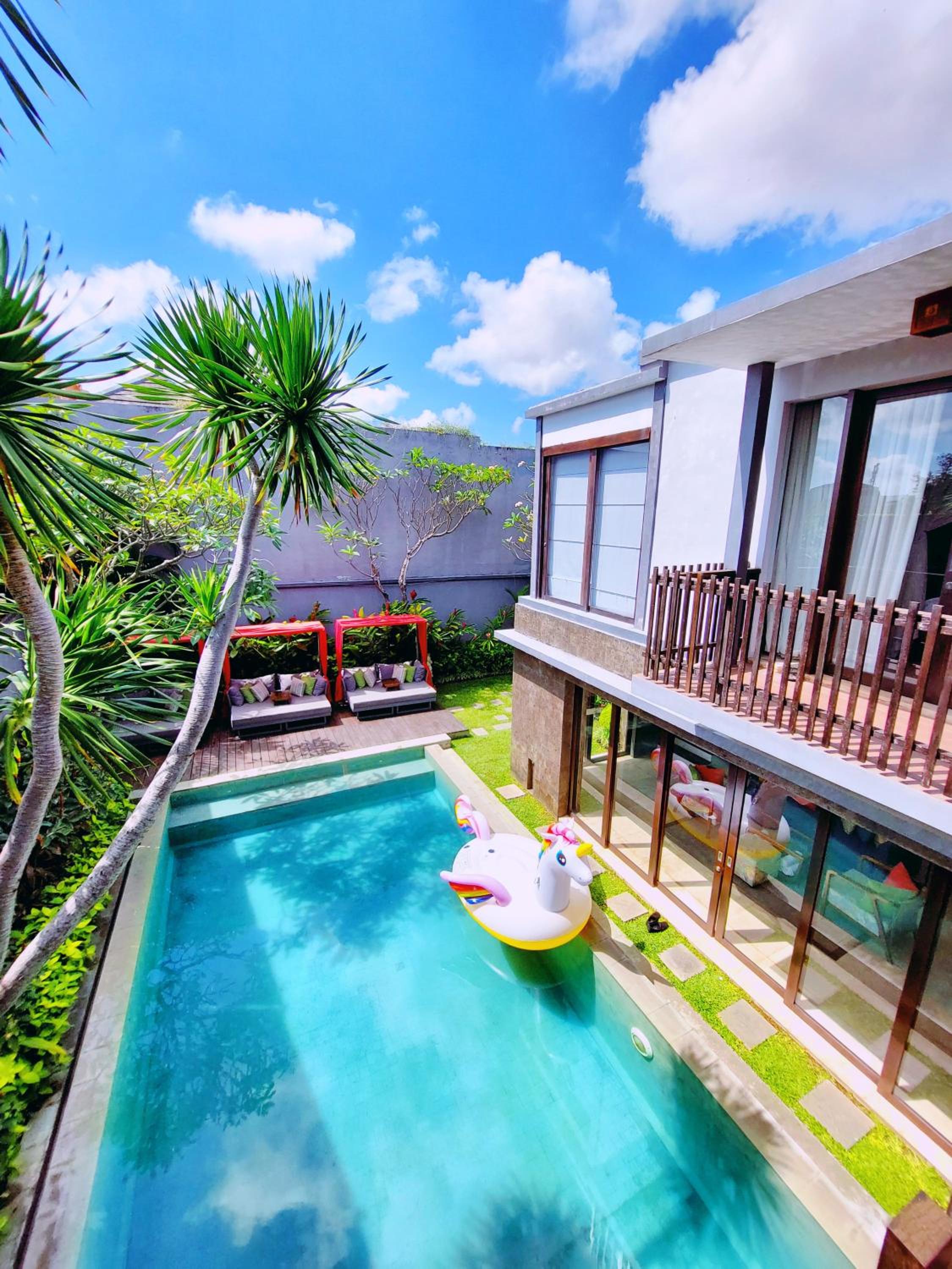 Seminyak Icon - by Karaniya Experience - CHSE certified