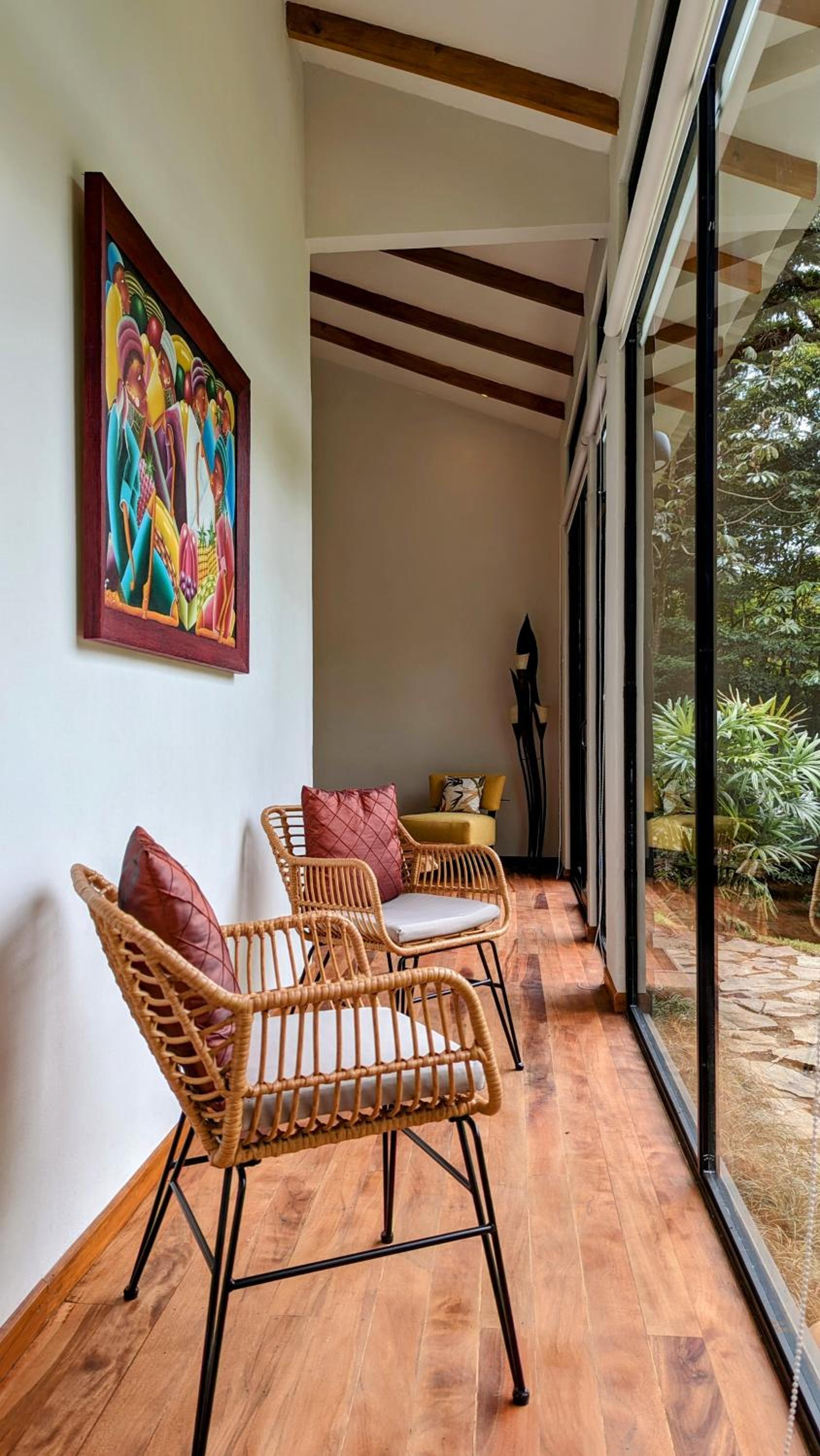 Monteverde Casa Mia, near main attractions and town!