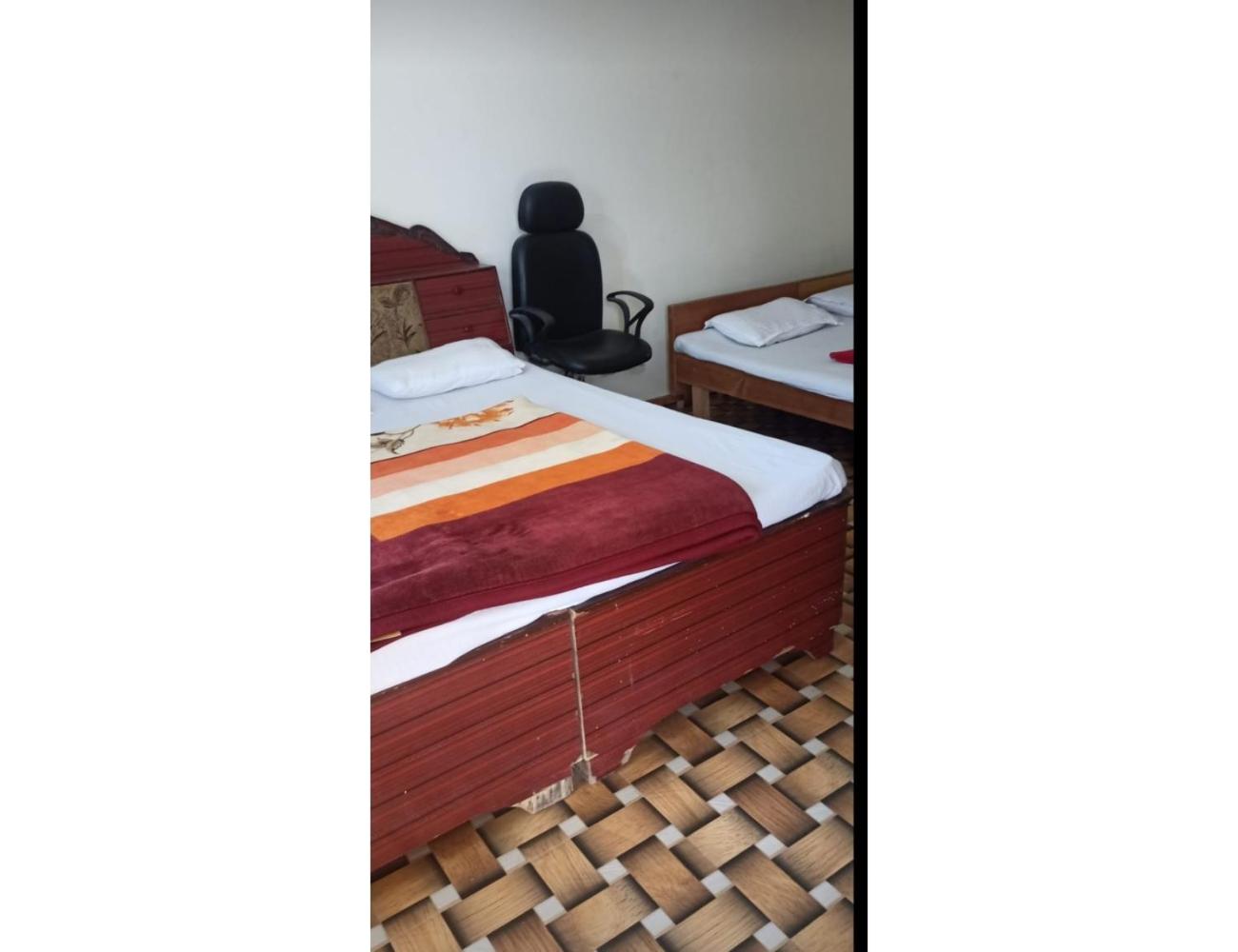 Photo 10
