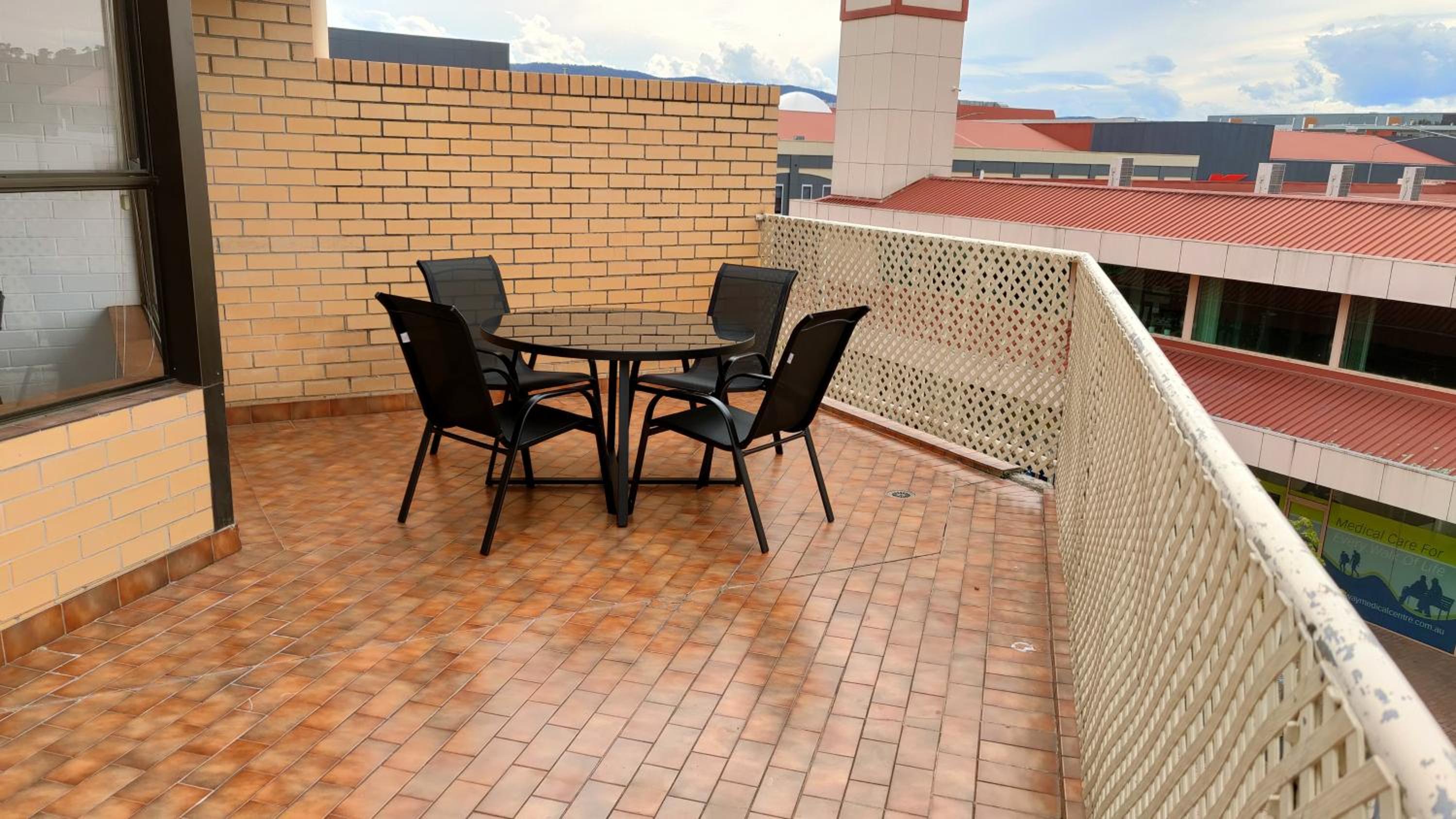 Tuggeranong Short Stay #07 - Sleeps 6