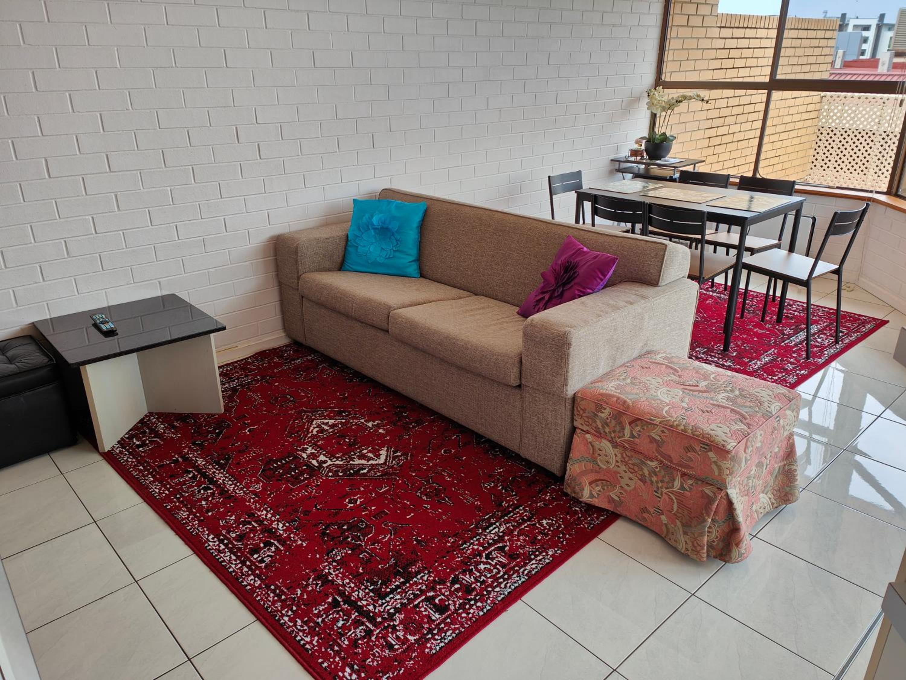Tuggeranong Short Stay #07 - Sleeps 6