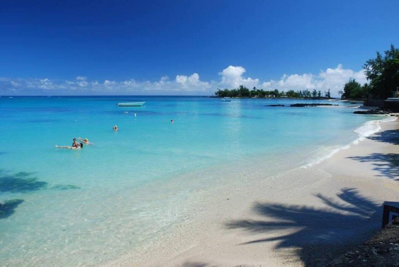 4 bedrooms Penthouse 50 meter to the beach by Dream Escapes view 4