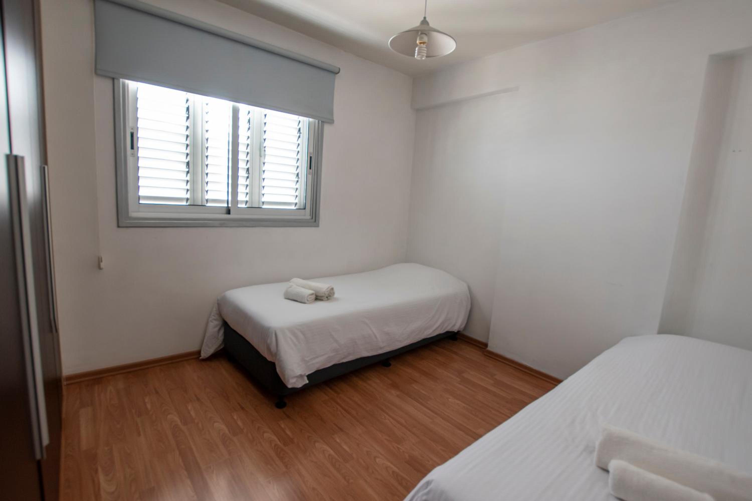 Glabur Stays - The Executive 2 BDR - Nicosia City, Free Parking & Wifi, Welcomes You!!!