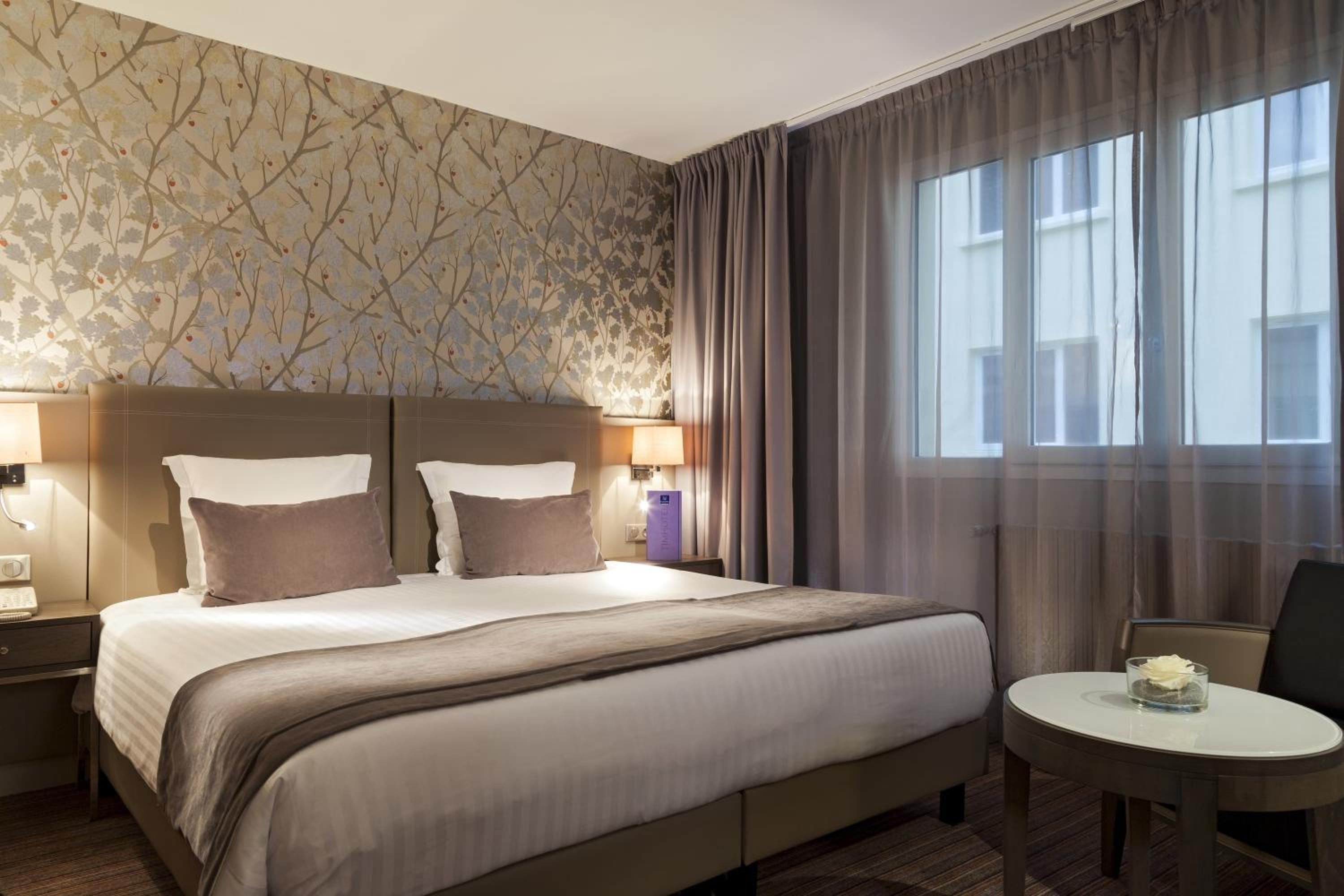 Timhotel Opéra Blanche Fontaine 3