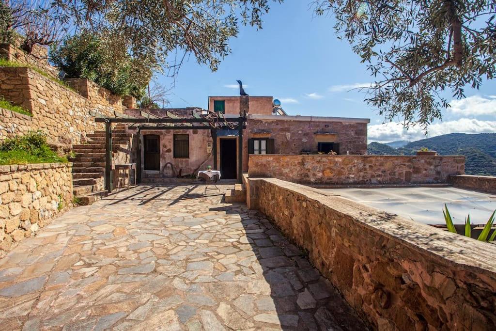 Villa Polirinia