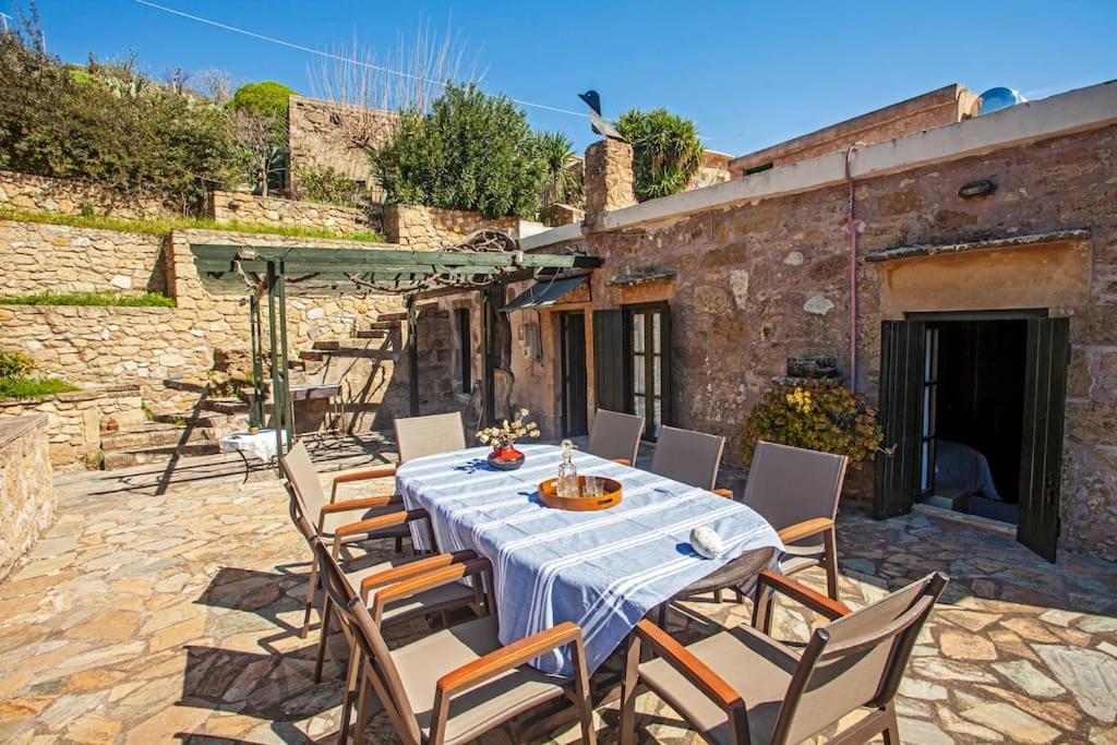 Villa Polirinia