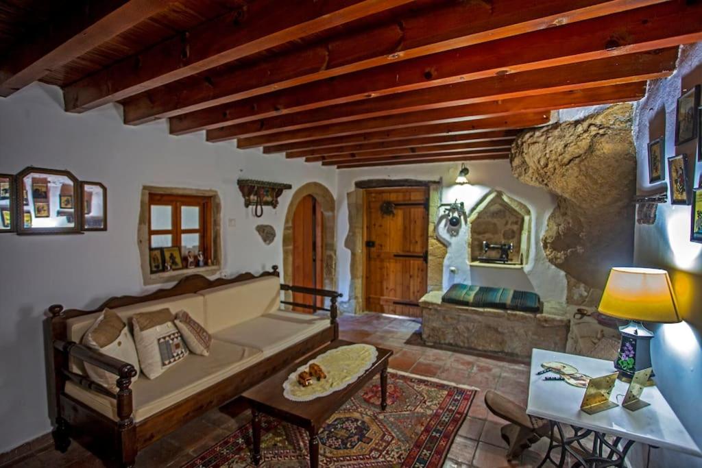 Villa Polirinia