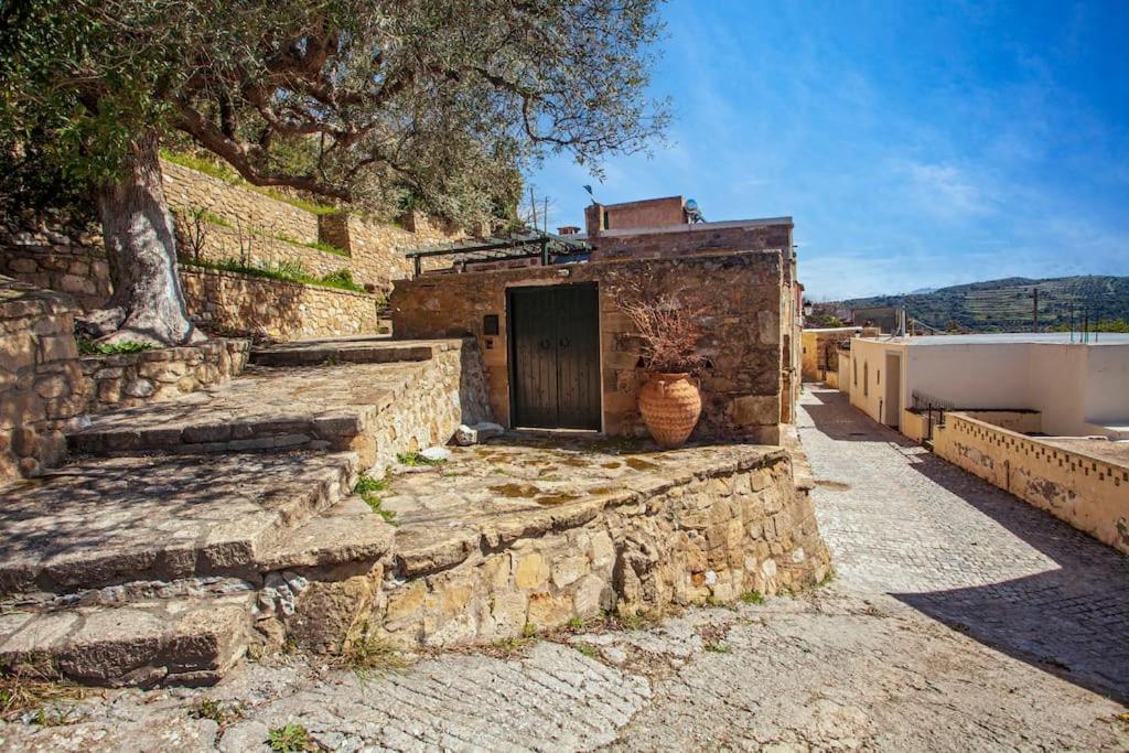 Villa Polirinia