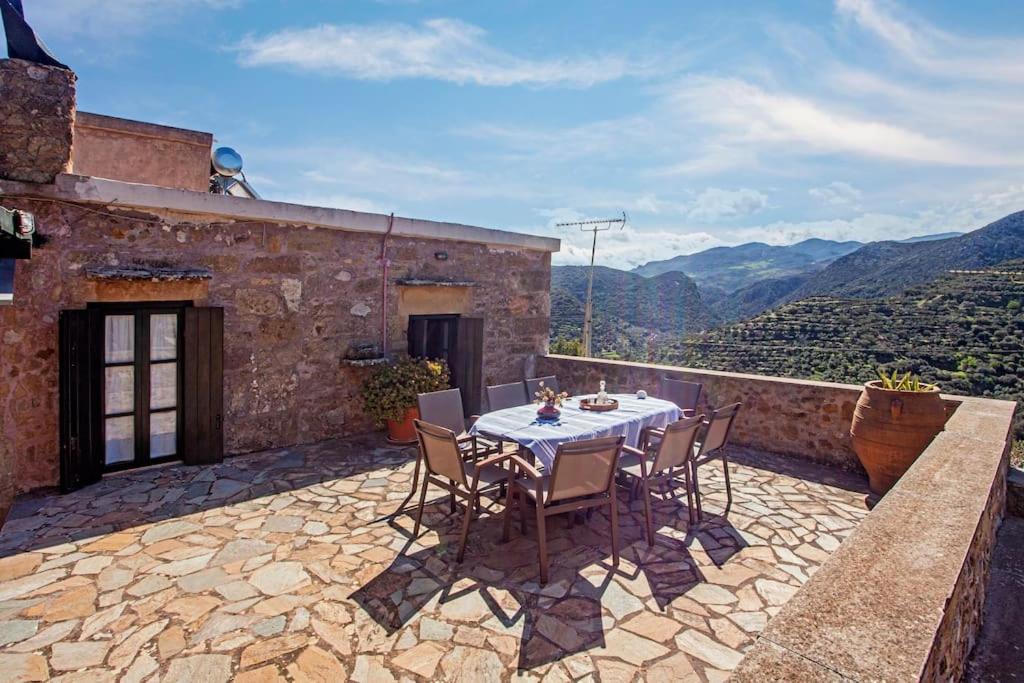 Villa Polirinia