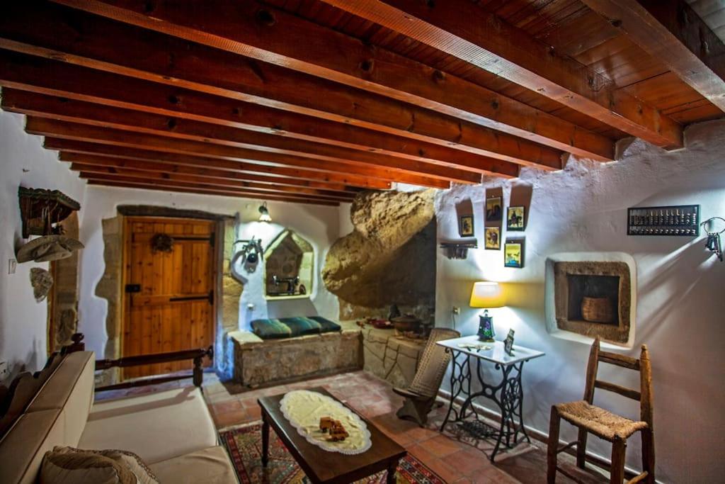 Villa Polirinia