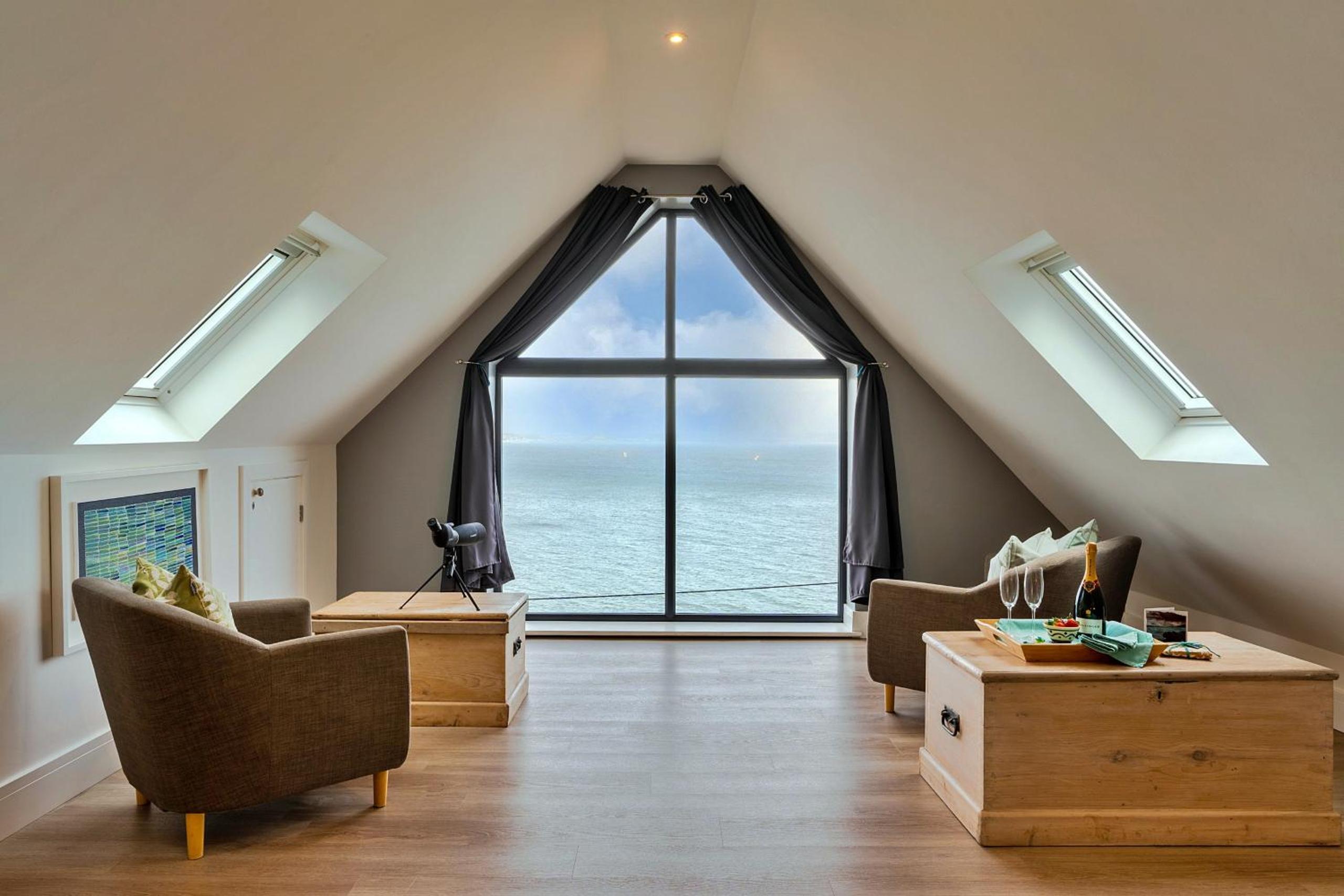 Finest Retreats - Blue Seas view 2