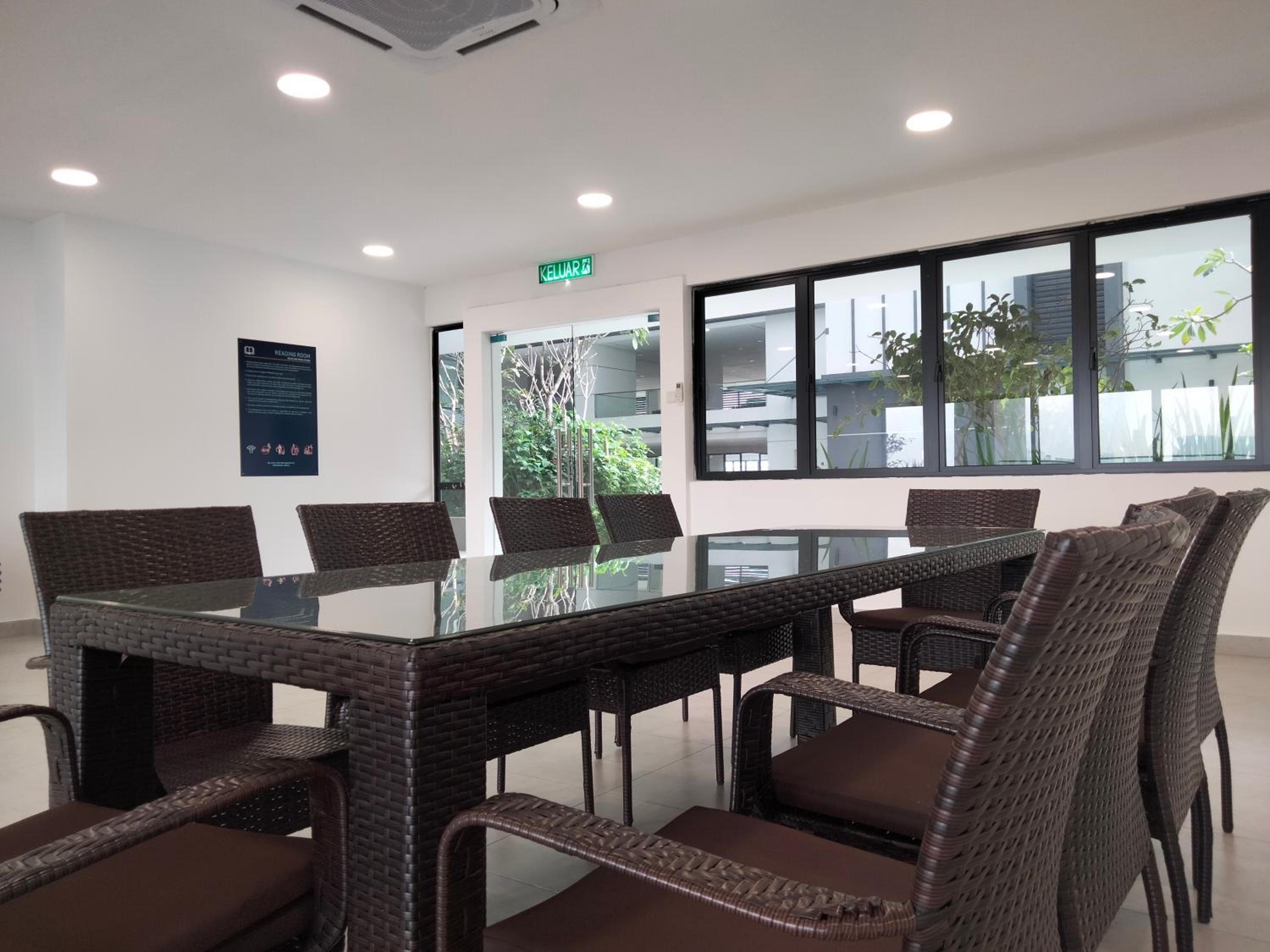 Lav Un Service Suite KL by HomeBrickz