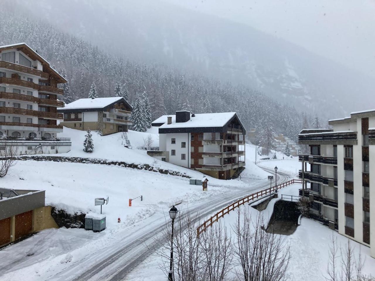 Spacious 3 Room Apartment - Family-Friendly - Central Leukerbad - Great Views