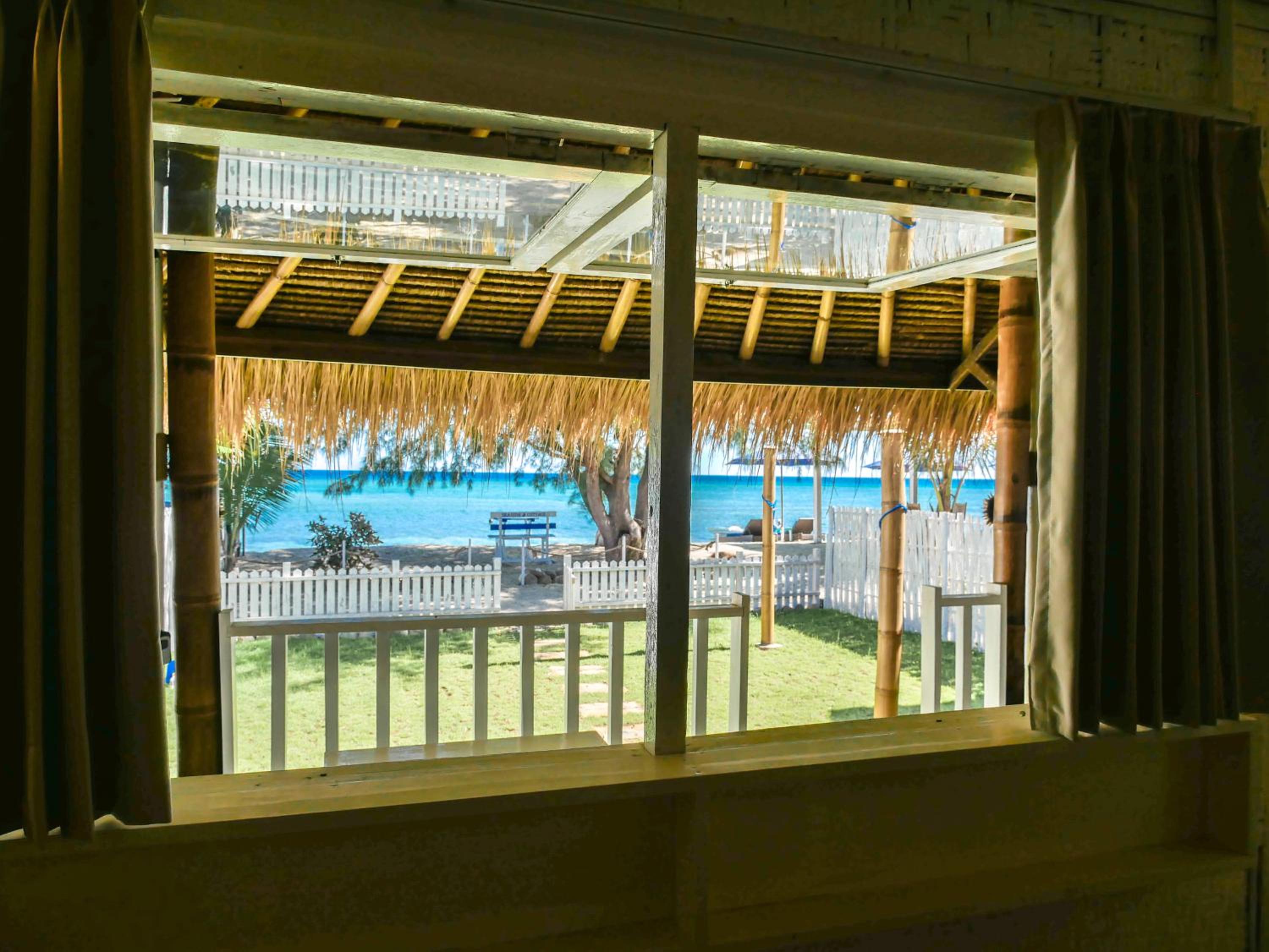 Seaside Cottage, Gili Air view 4