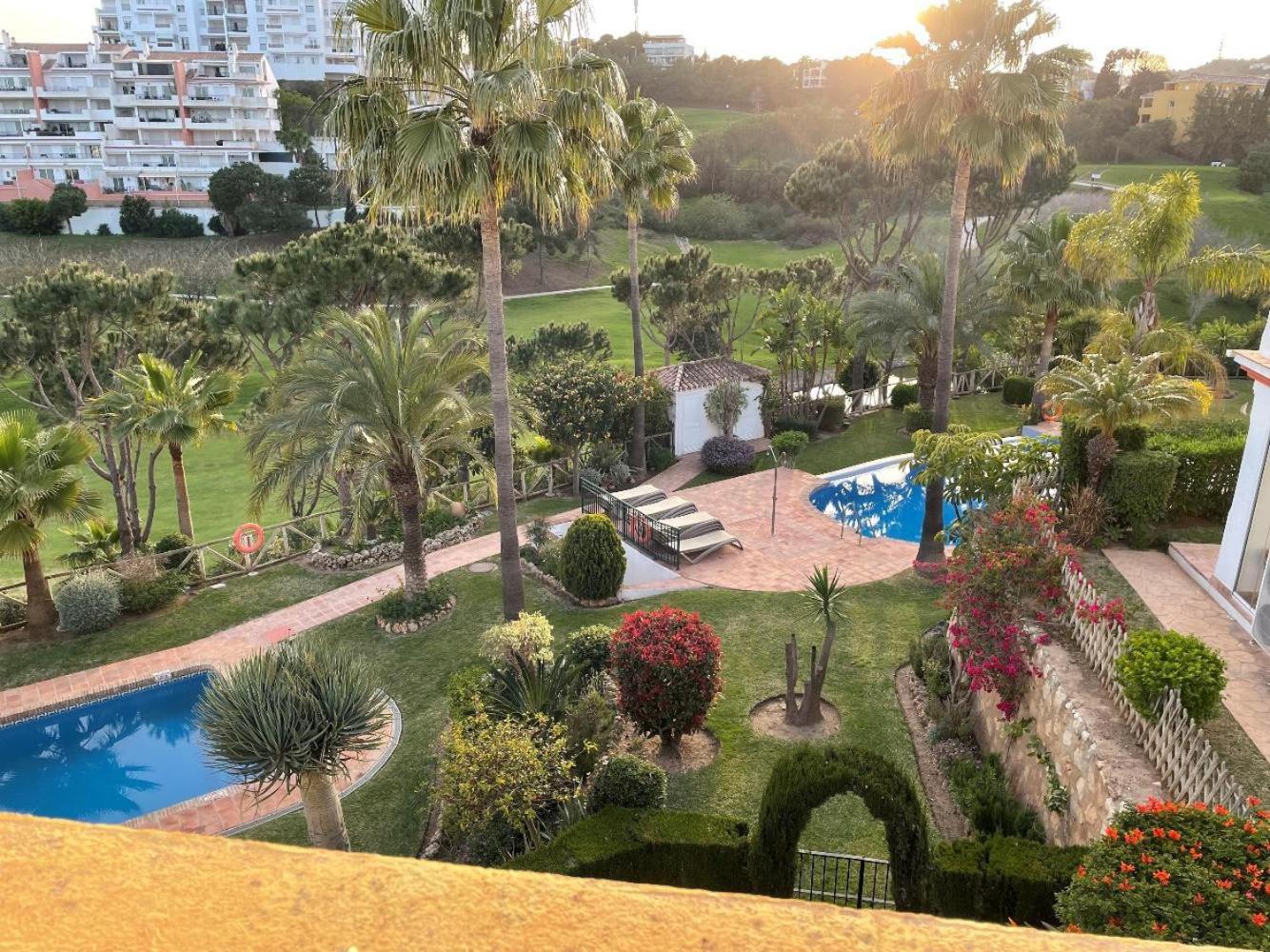 92-Apartment With Fantastic Views, Miraflores, Mijas