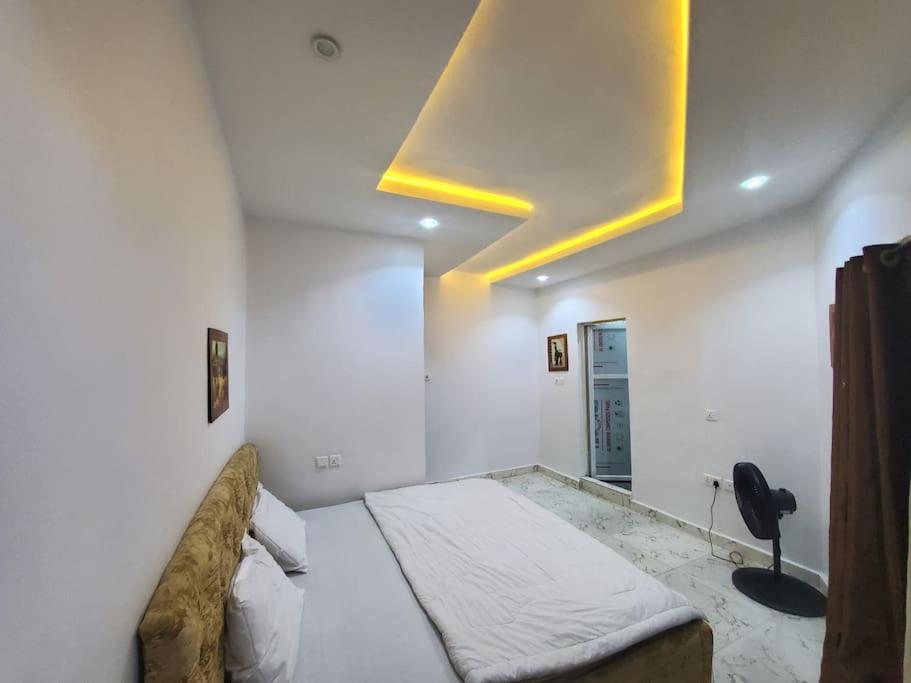 Beautiful 2-Bed With 24hrs Power Supply & Unlimited Internet view 2