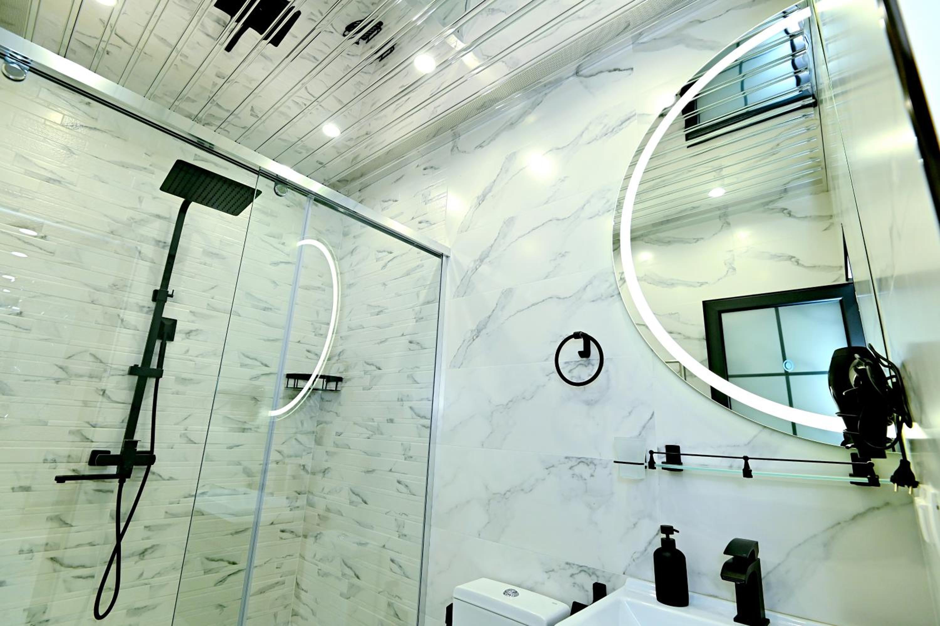Infinity Luxury Apartment
