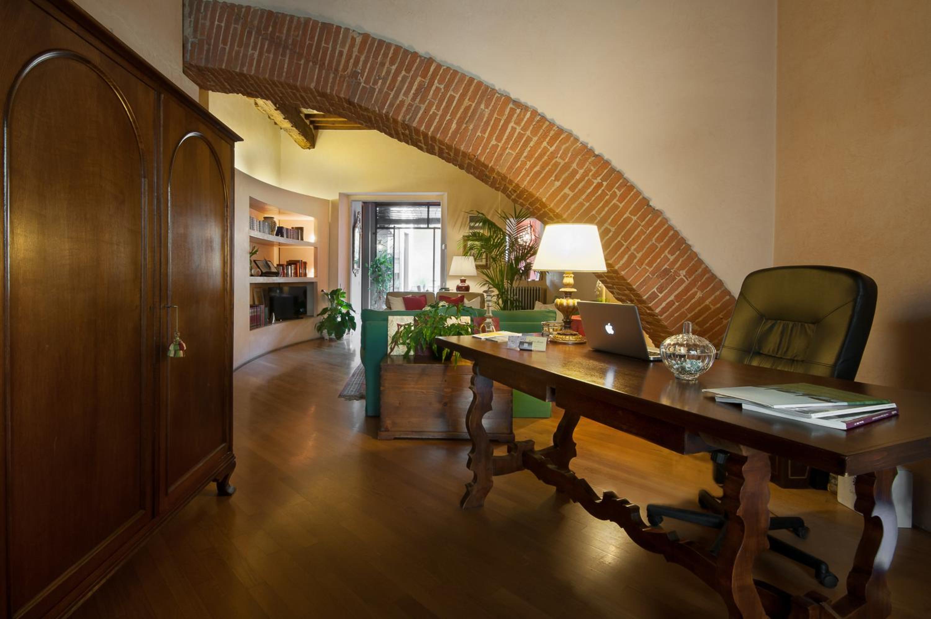 Capri Moon Guest House
