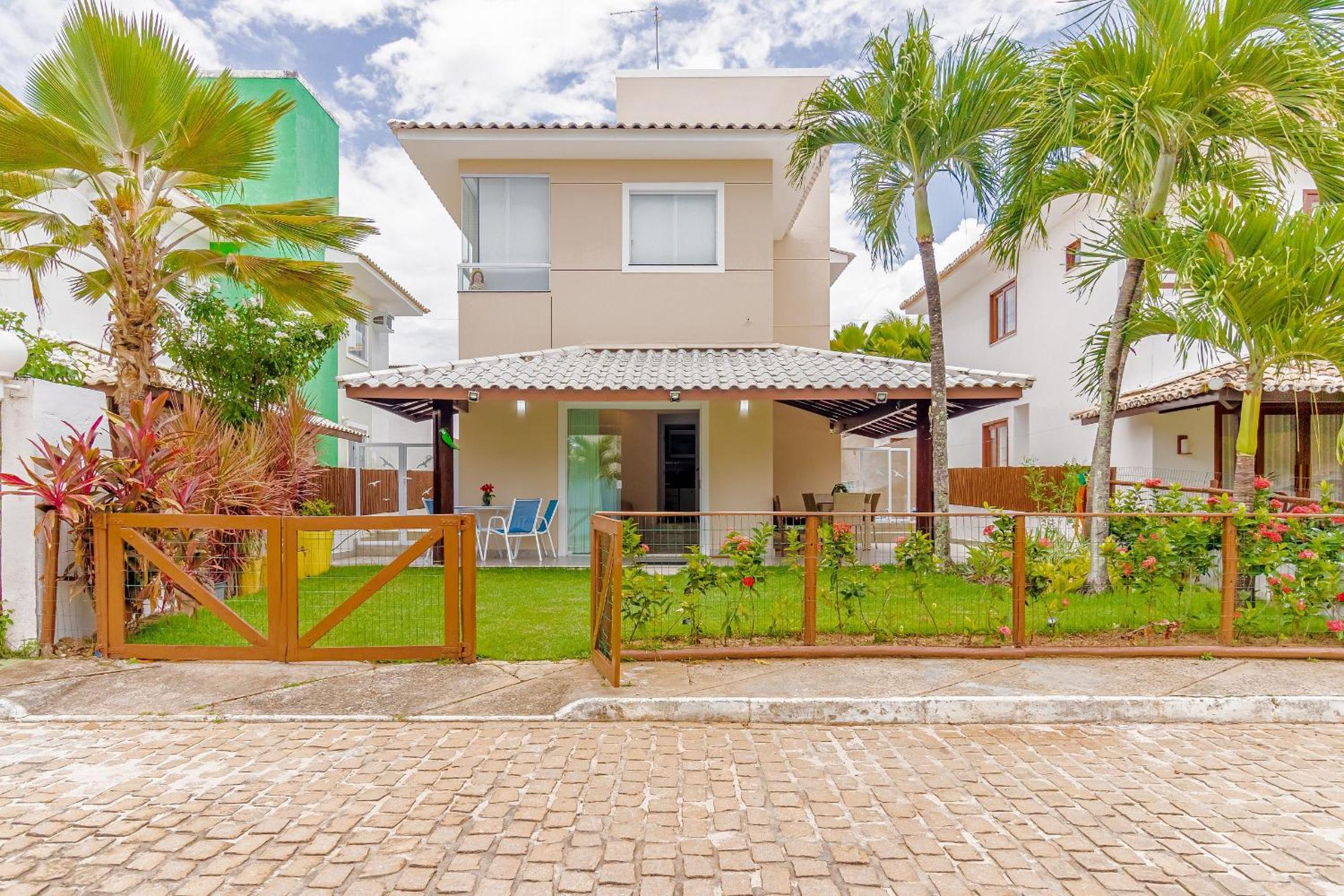 GB07 Great House 4 Suites with Pool in Guarajuba