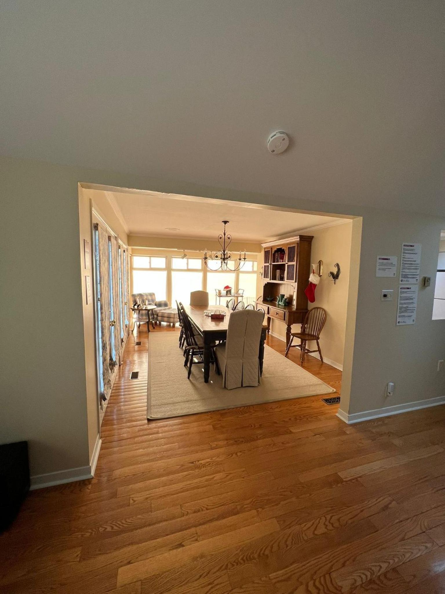 Waterfront Cottage 4 BD with Outdoor Dining, Fire Pite by GLOBALSTAY