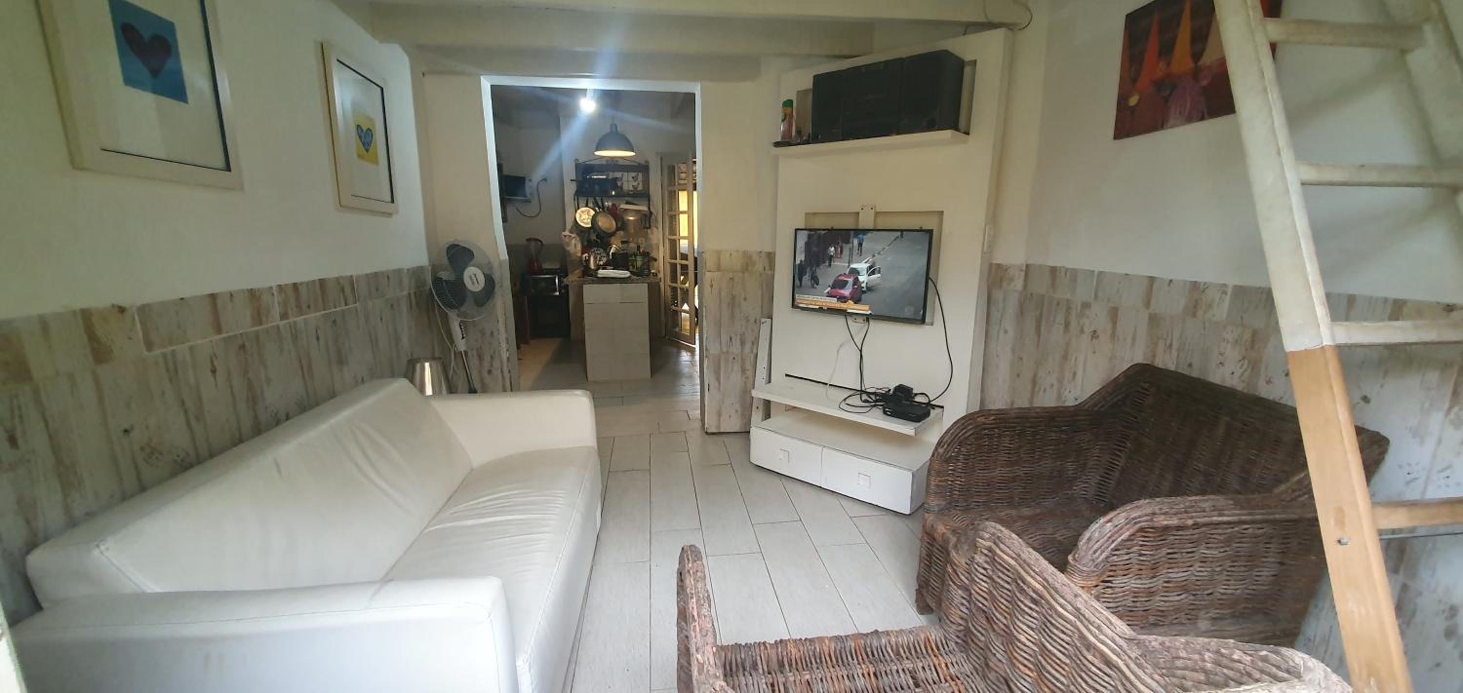 Casa em Condominio Camburi