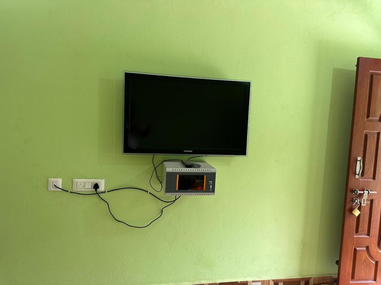 Photo 6