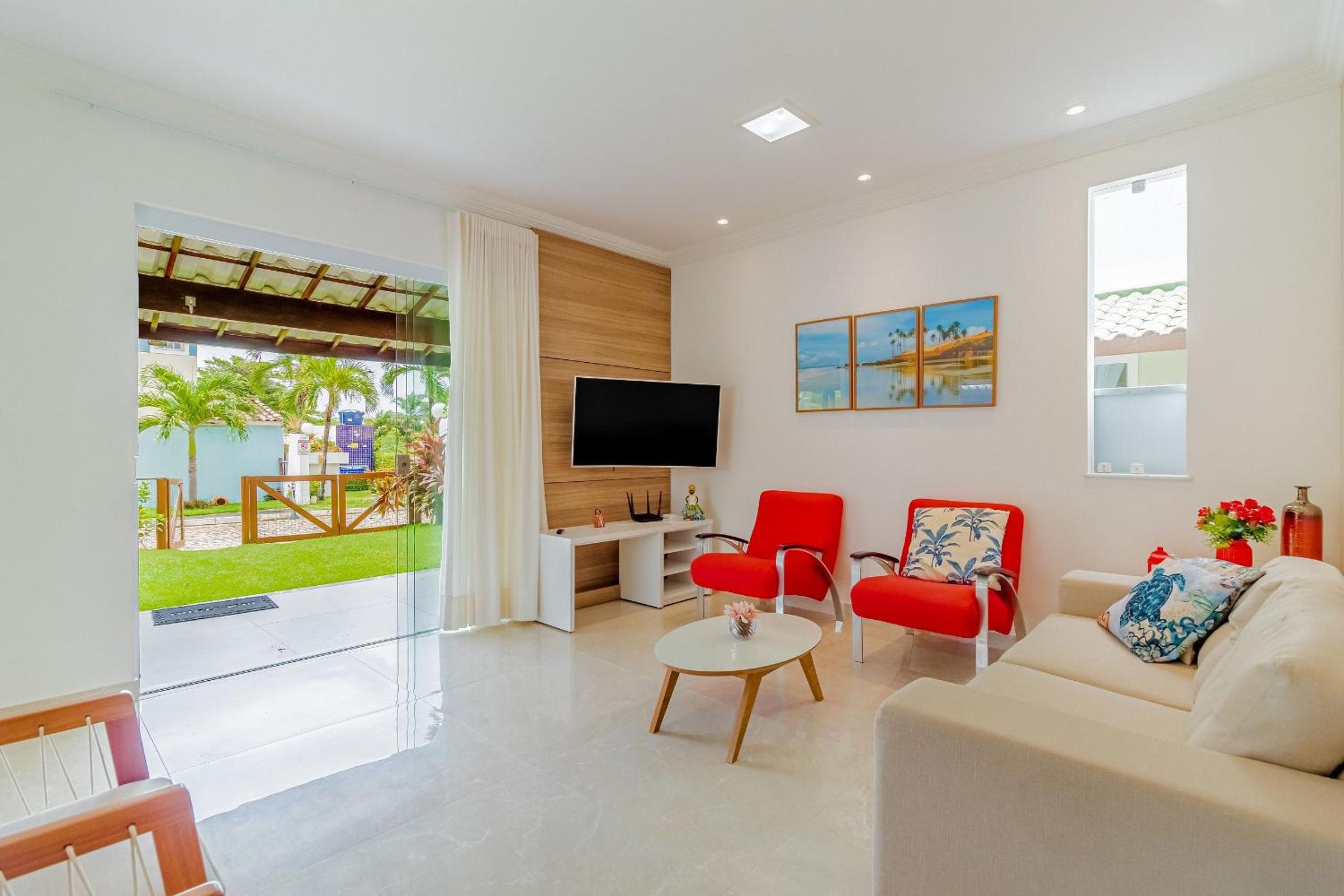 GB07 Great House 4 Suites with Pool in Guarajuba