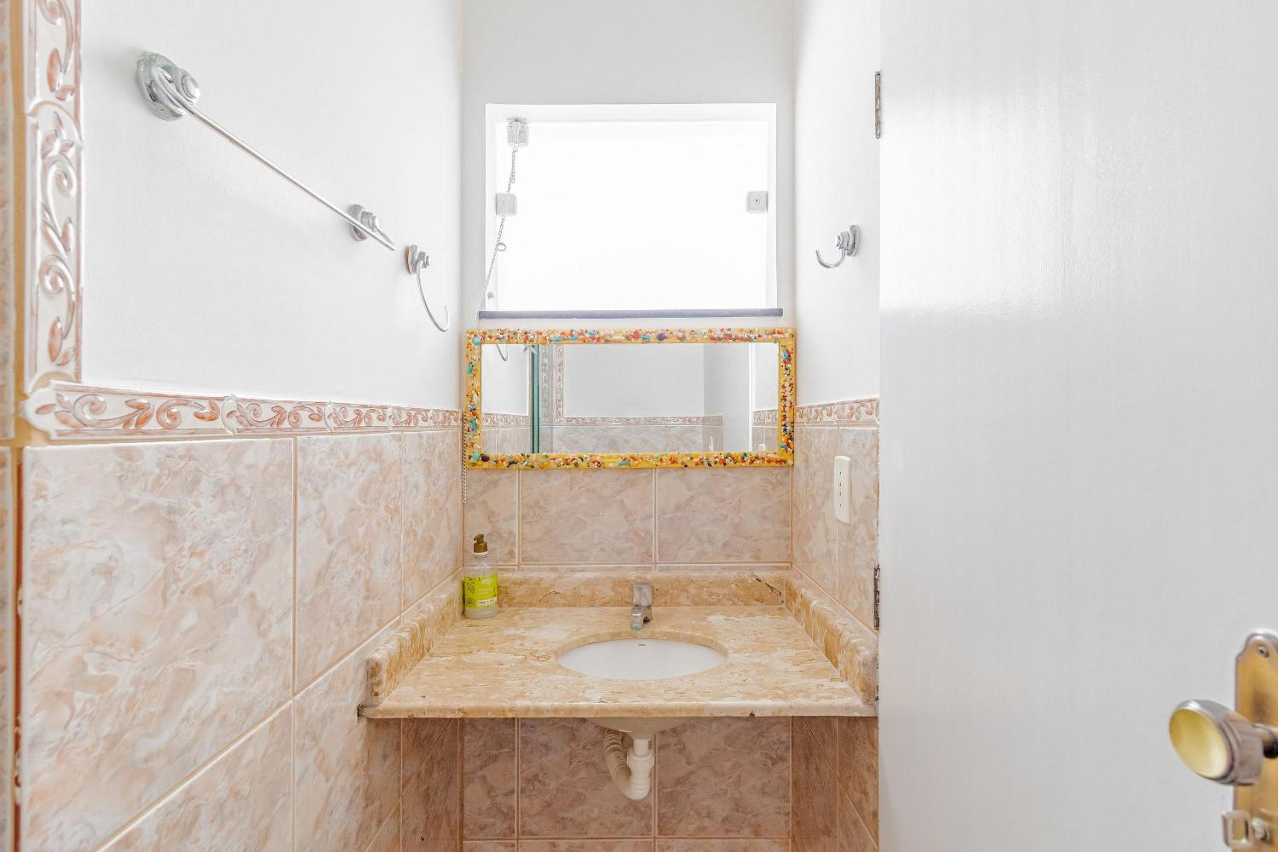 GB07 Great House 4 Suites with Pool in Guarajuba