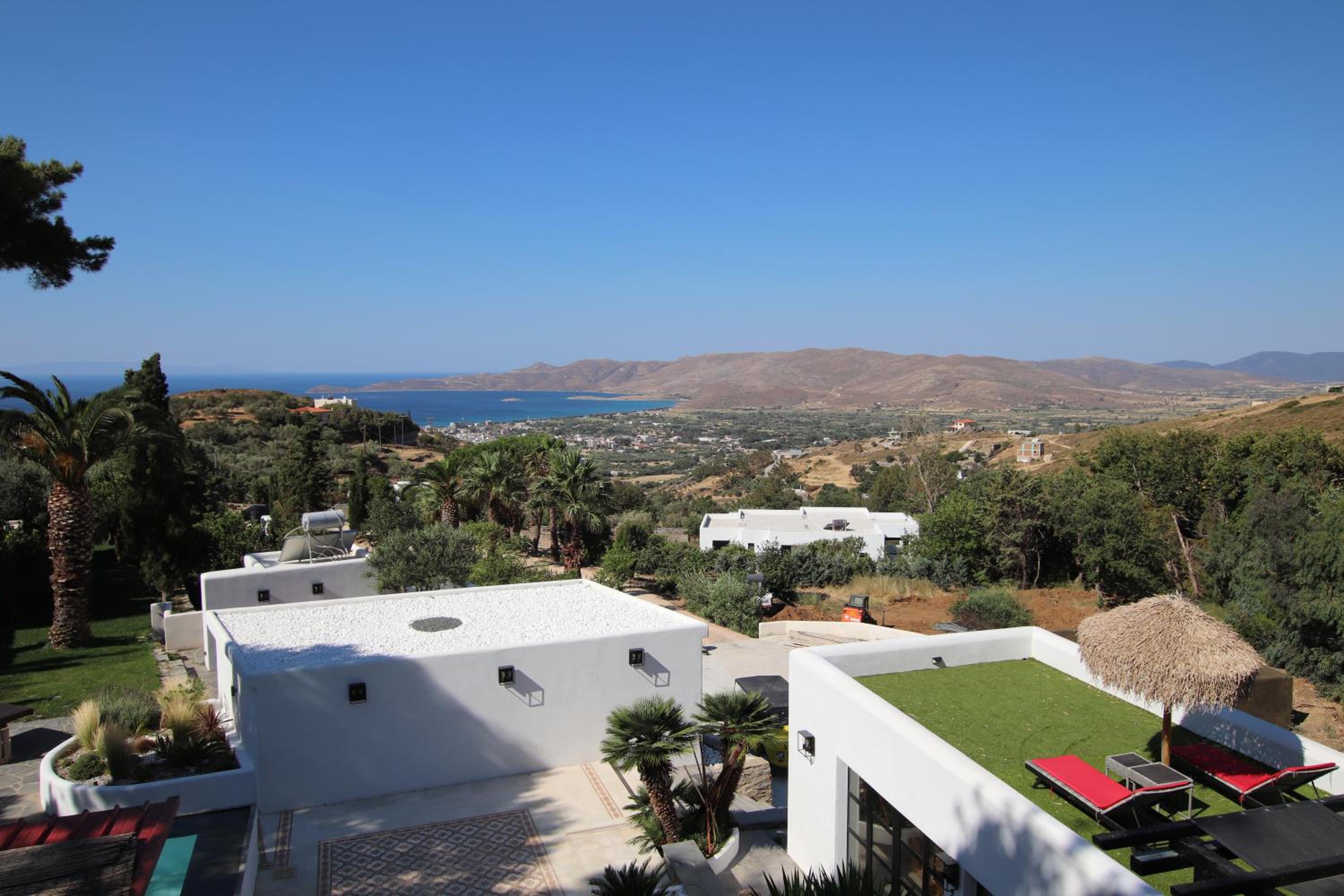 Villa Mahe Tennis Karystos island EVIA - B'Your Home