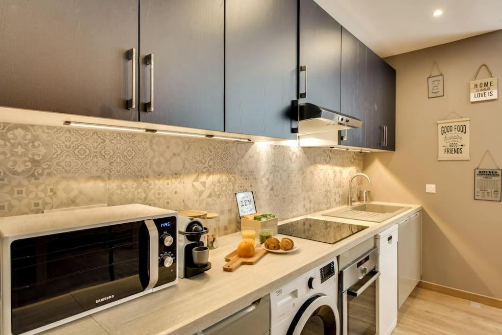 Beautiful Triplex in the Center of Paris