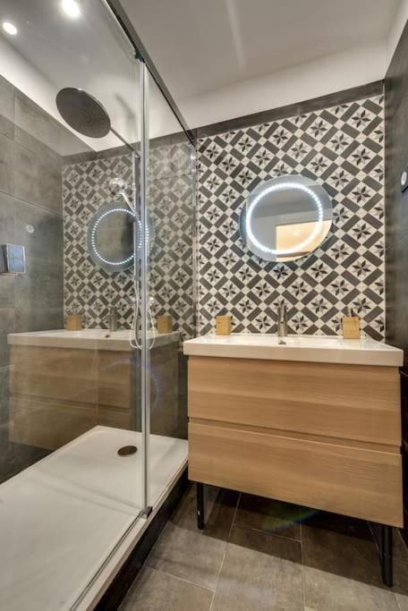 Beautiful Triplex in the Center of Paris