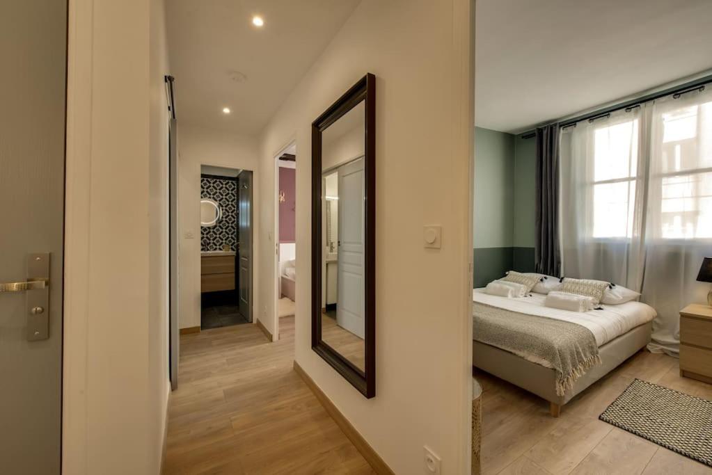 Beautiful Triplex in the Center of Paris