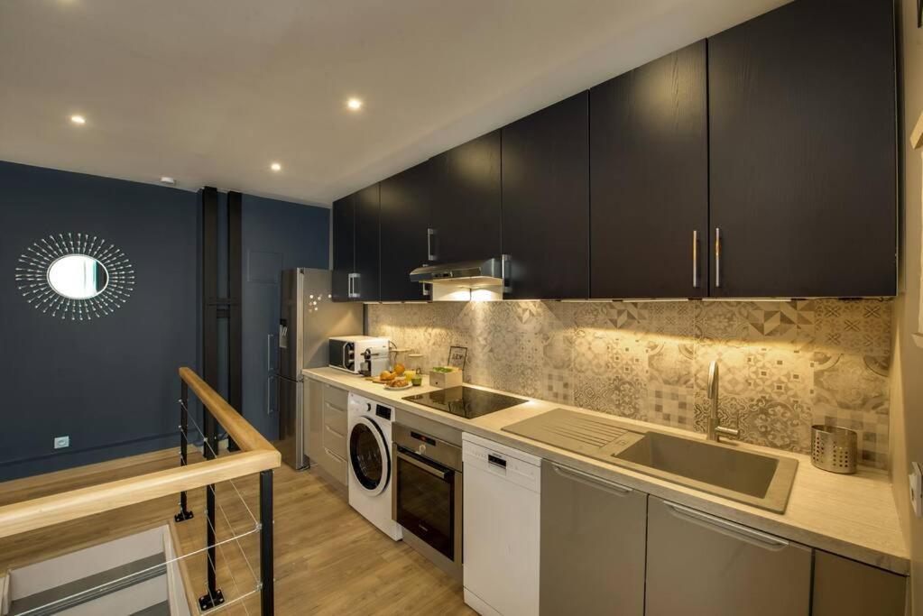 Beautiful Triplex in the Center of Paris