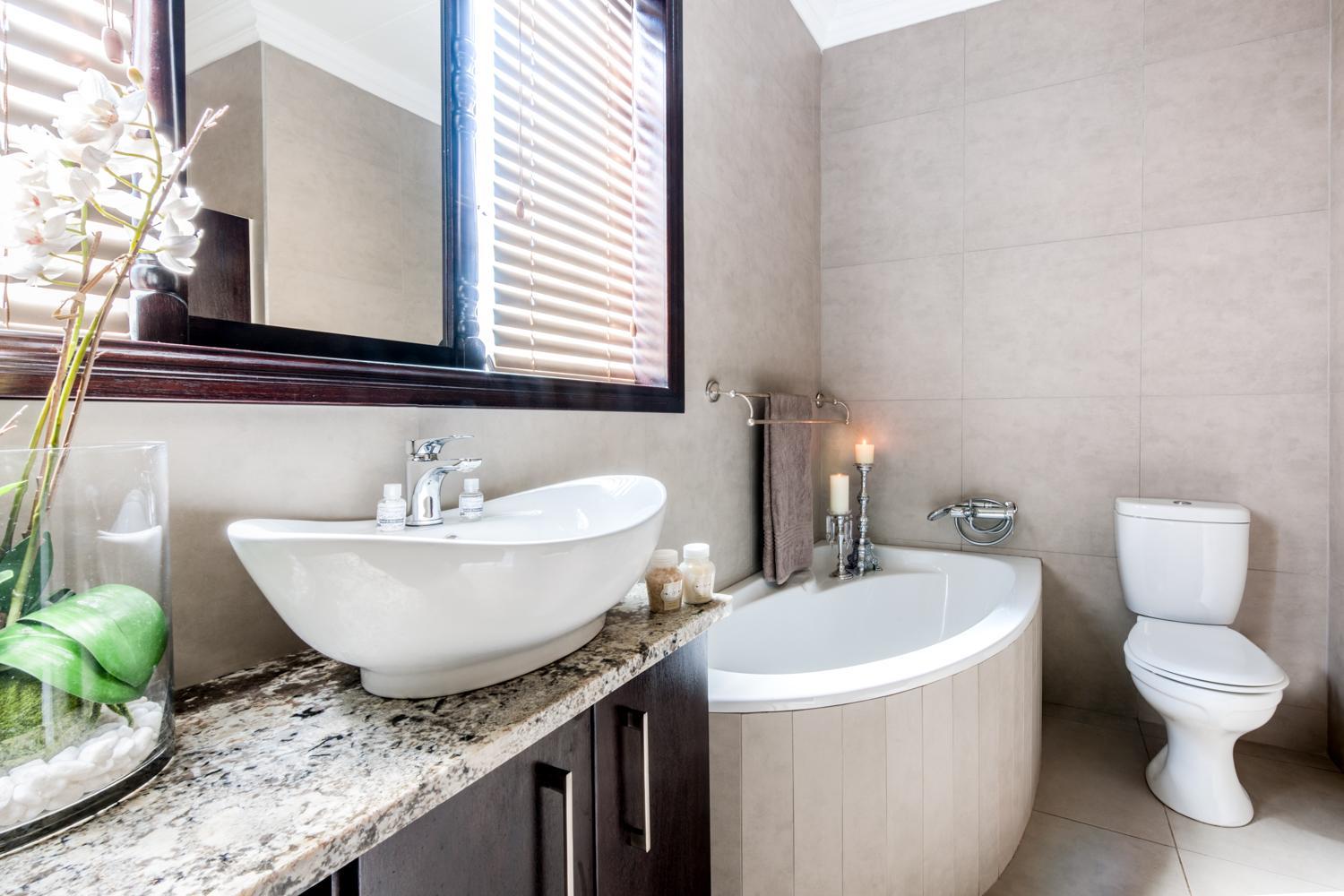 Adato Guesthouse