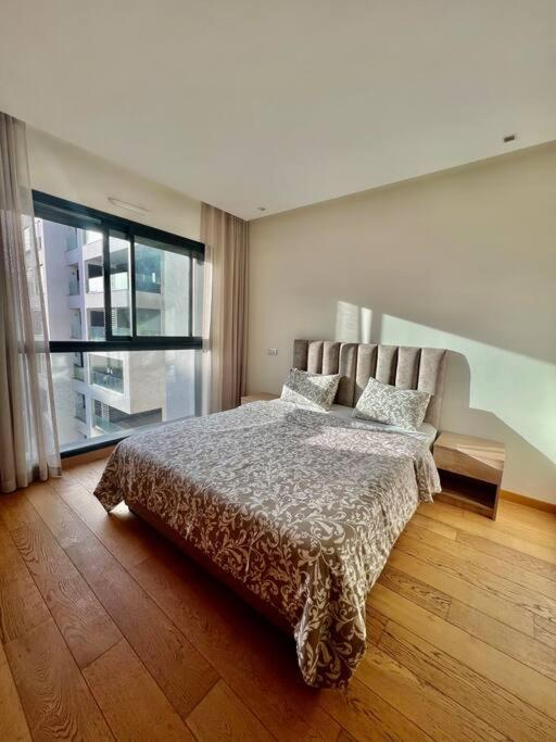 Magnifique appartement à CFC photo 5