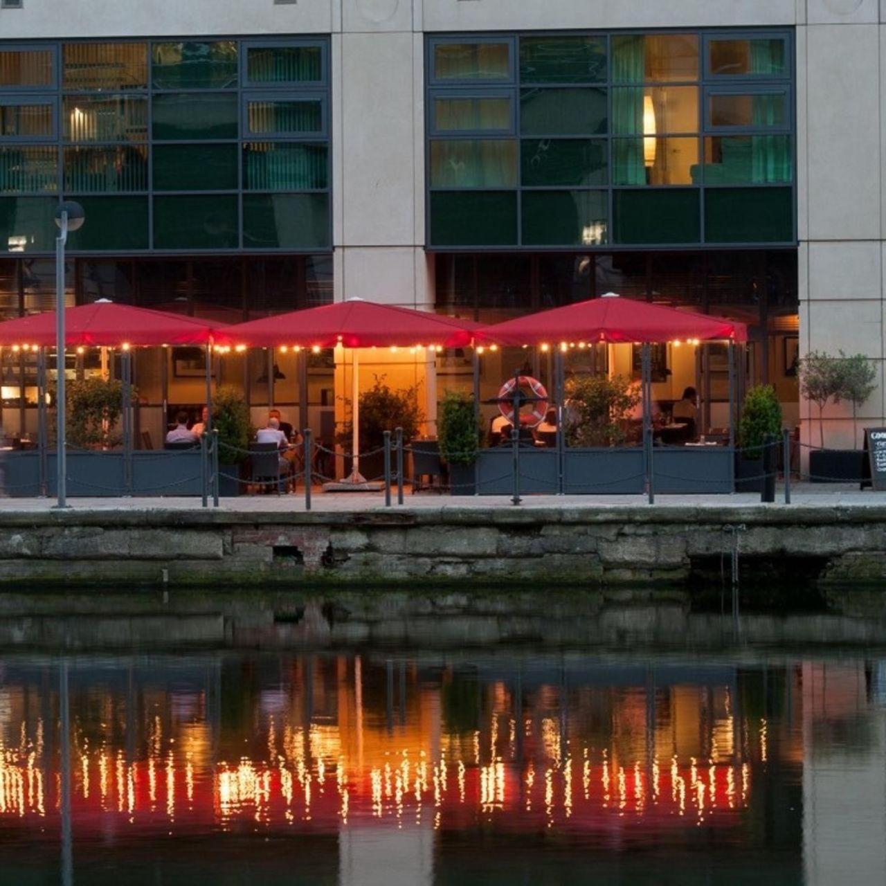 City Waterfront Apartments