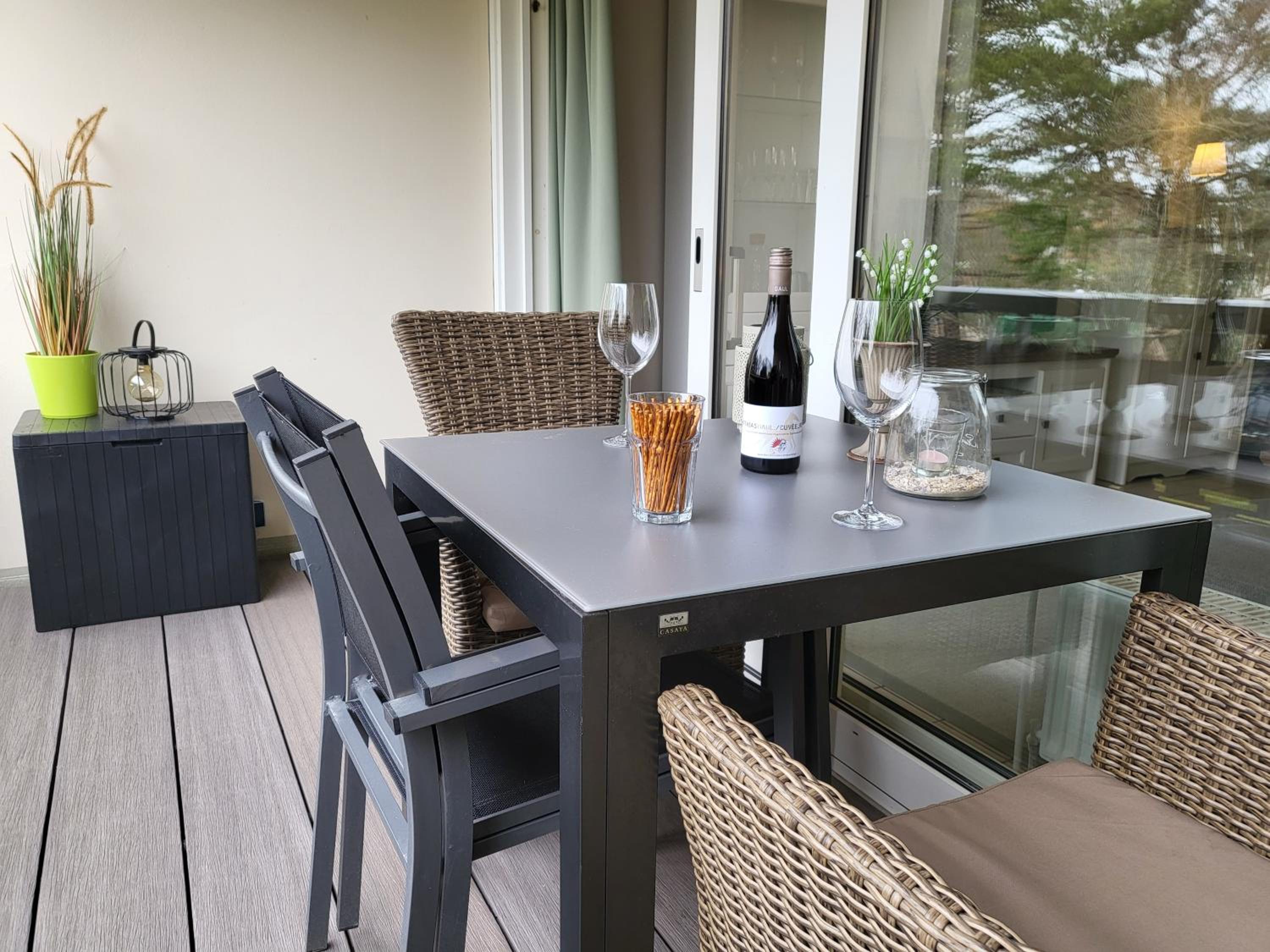 balance & terrace