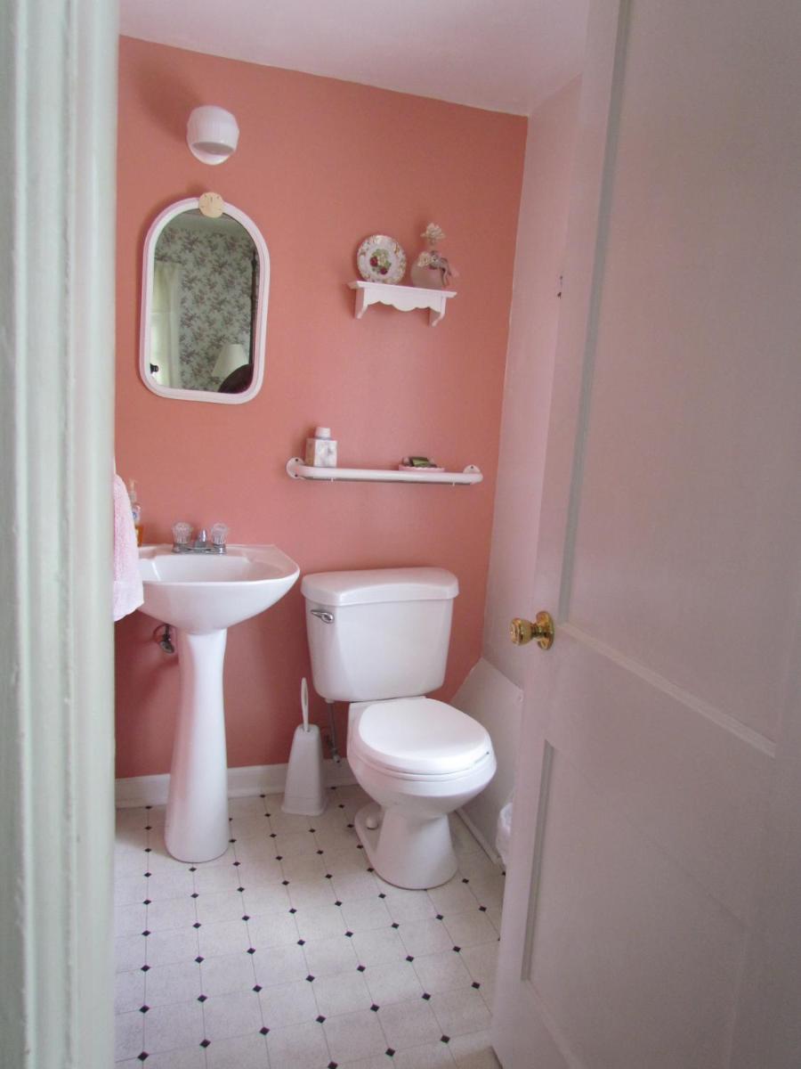 Atlantic House Bed & Breakfast