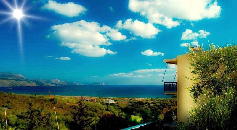 Meltemi Rooms and Apartments view 2