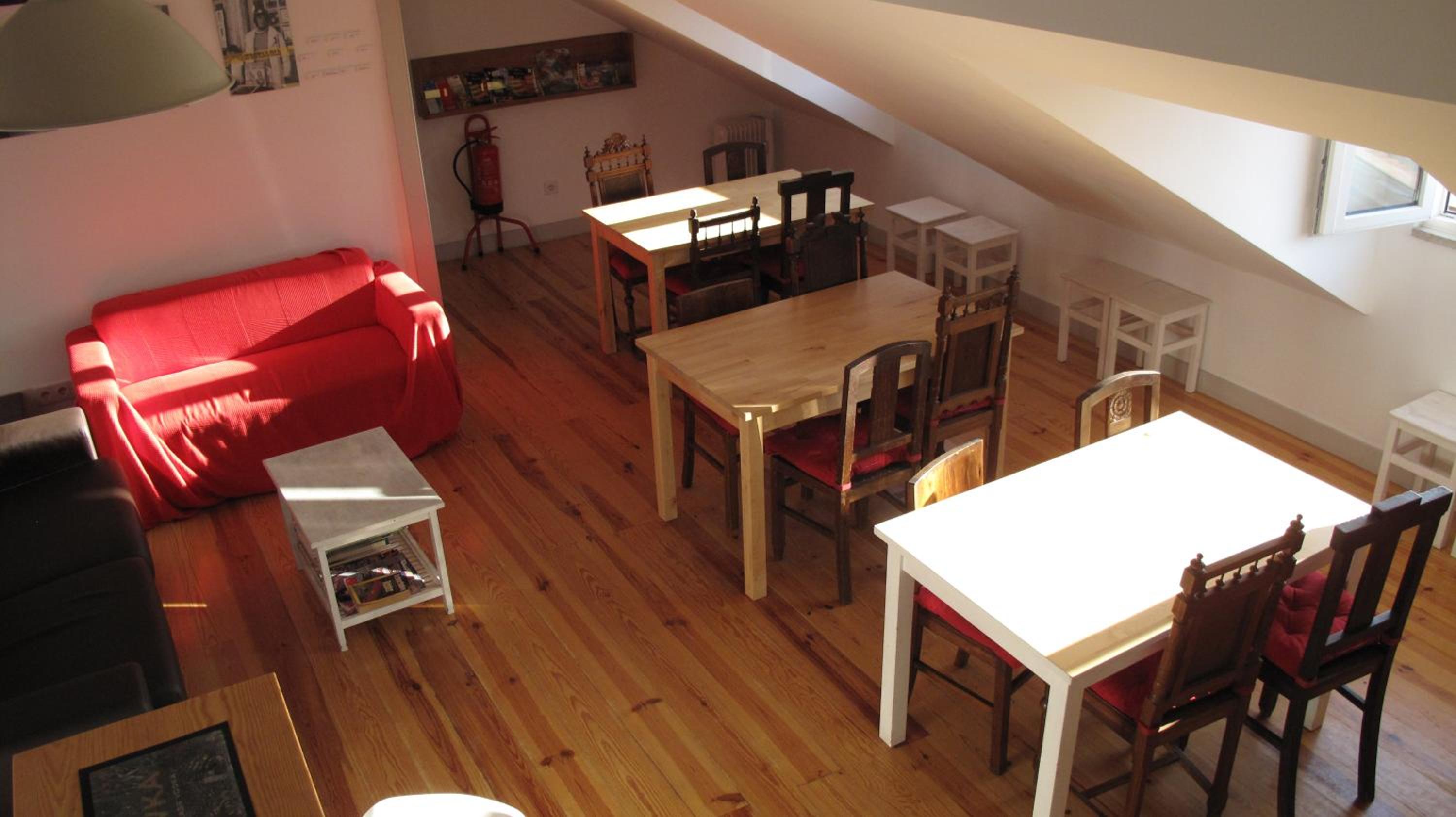 Inn Possible Lisbon Hostel