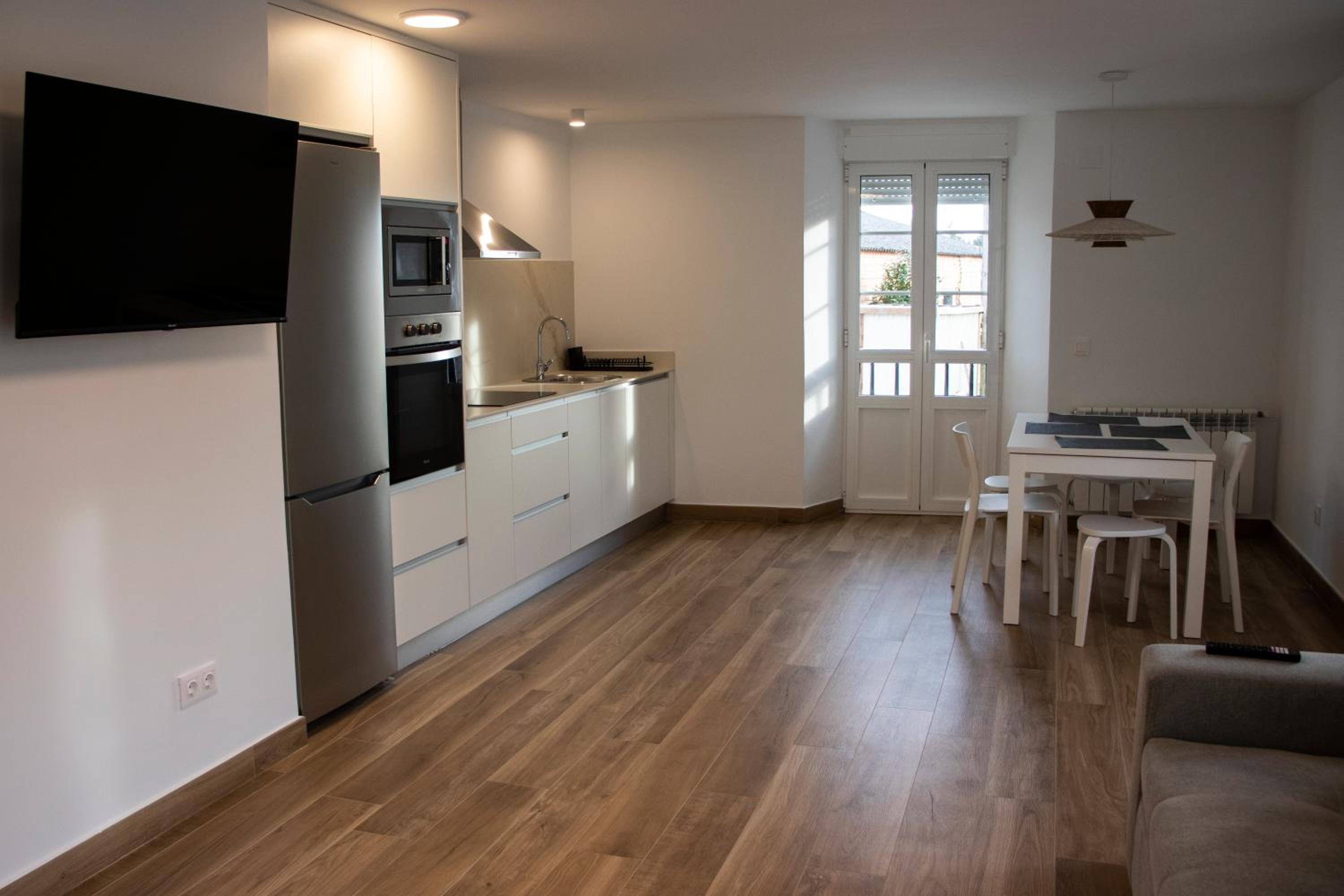 Apartamentos Lucio Rodinso