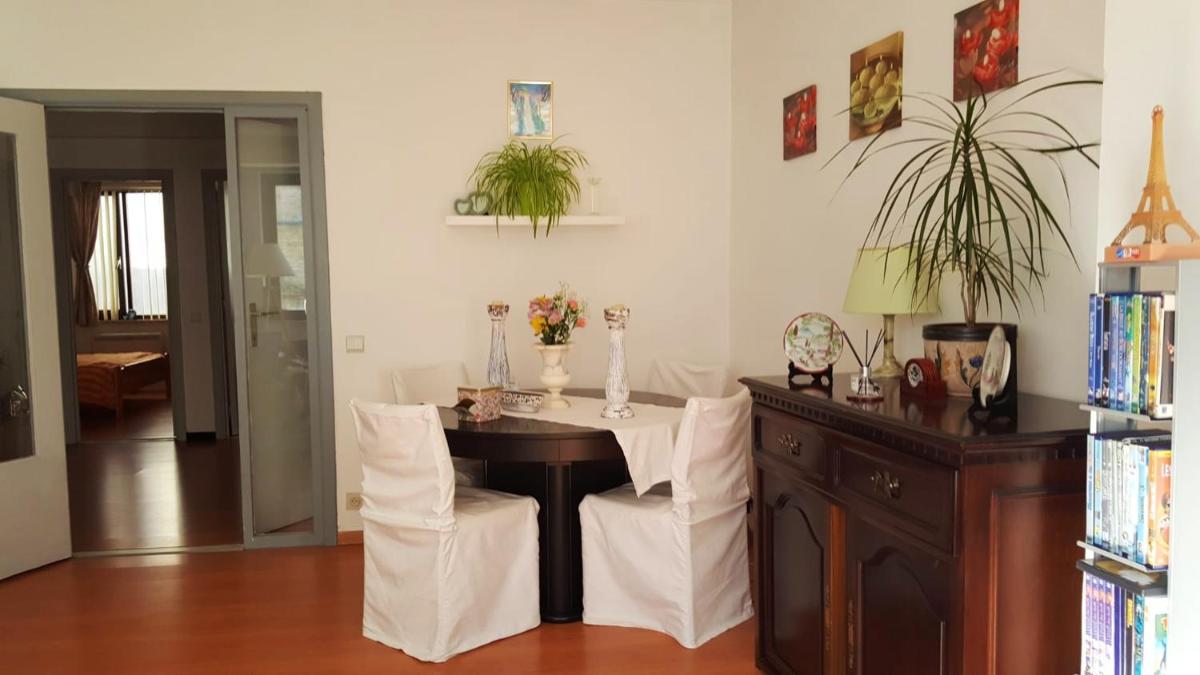 2 bedrooms appartement at Oostende 500 m away from the beach with balcony and wifi