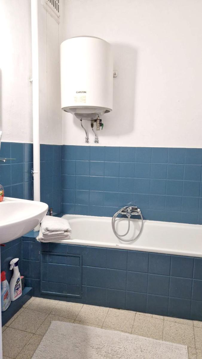 2 bedrooms appartement at Oostende 500 m away from the beach with balcony and wifi
