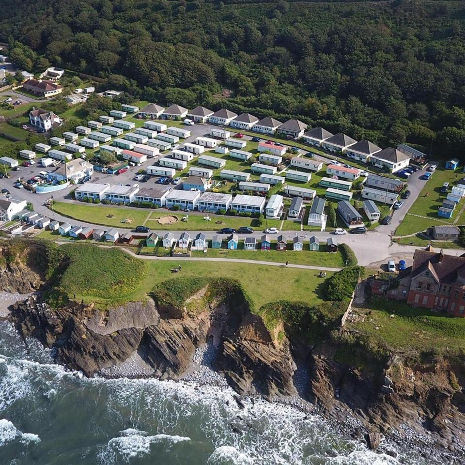2 Bedroom Sea View Caravan