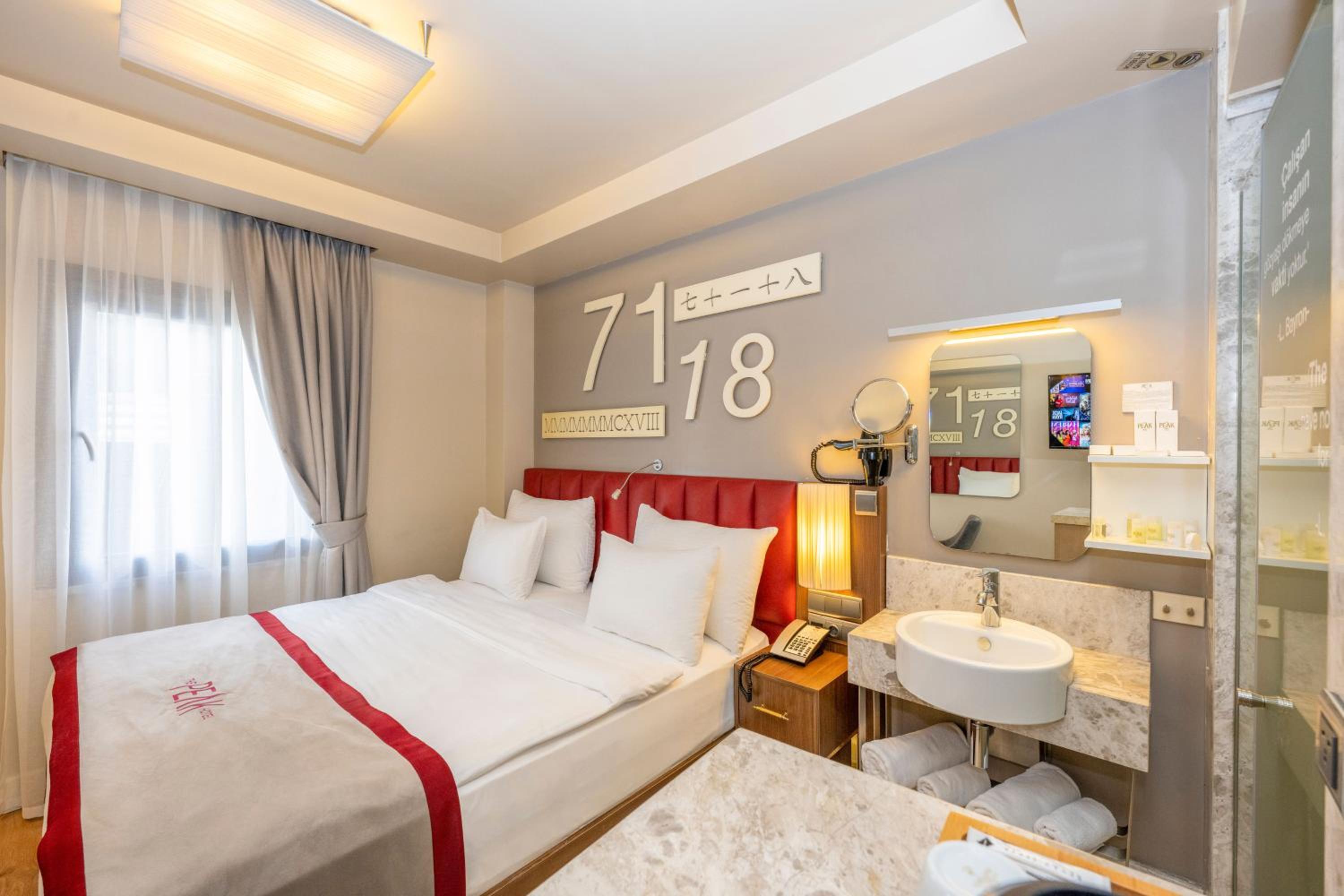 Ramada By Wyndham Istanbul Pera Taksim - Image 94