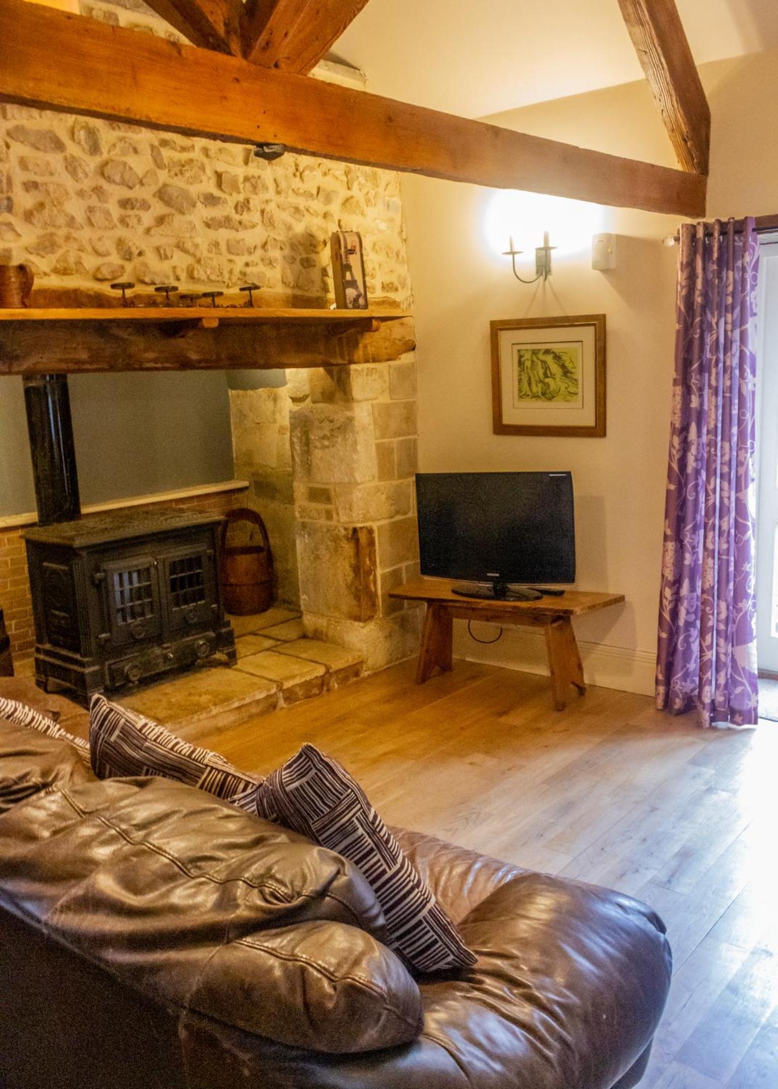 Hills Farm Stays
