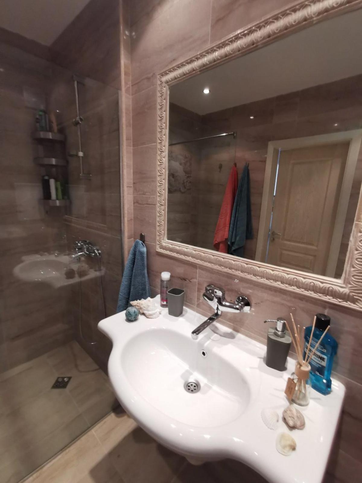 Lily Beach - Apartment 408A